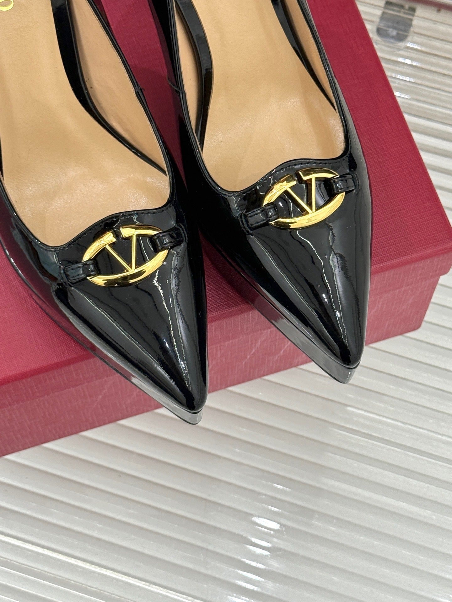 BLACK PATENT PLATFORM PUMPS WITH GOLD DETAIL