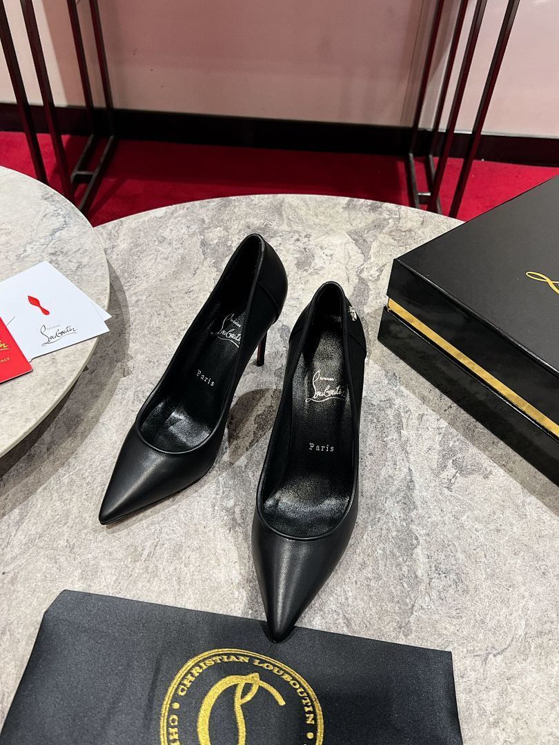 BLACK CLASSIC POINTED-TOE PUMPS