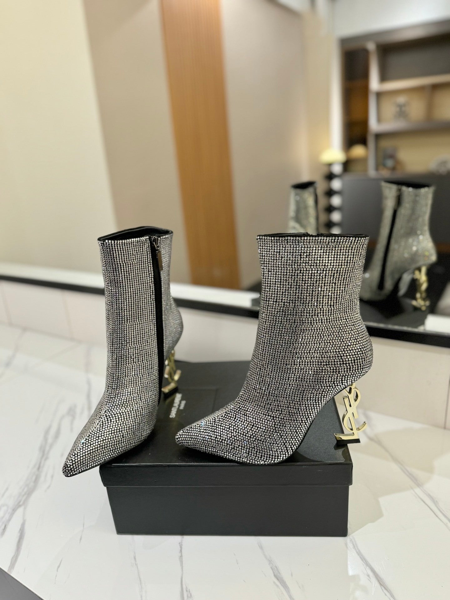 CRYSTAL POINTED HEEL BOOTS