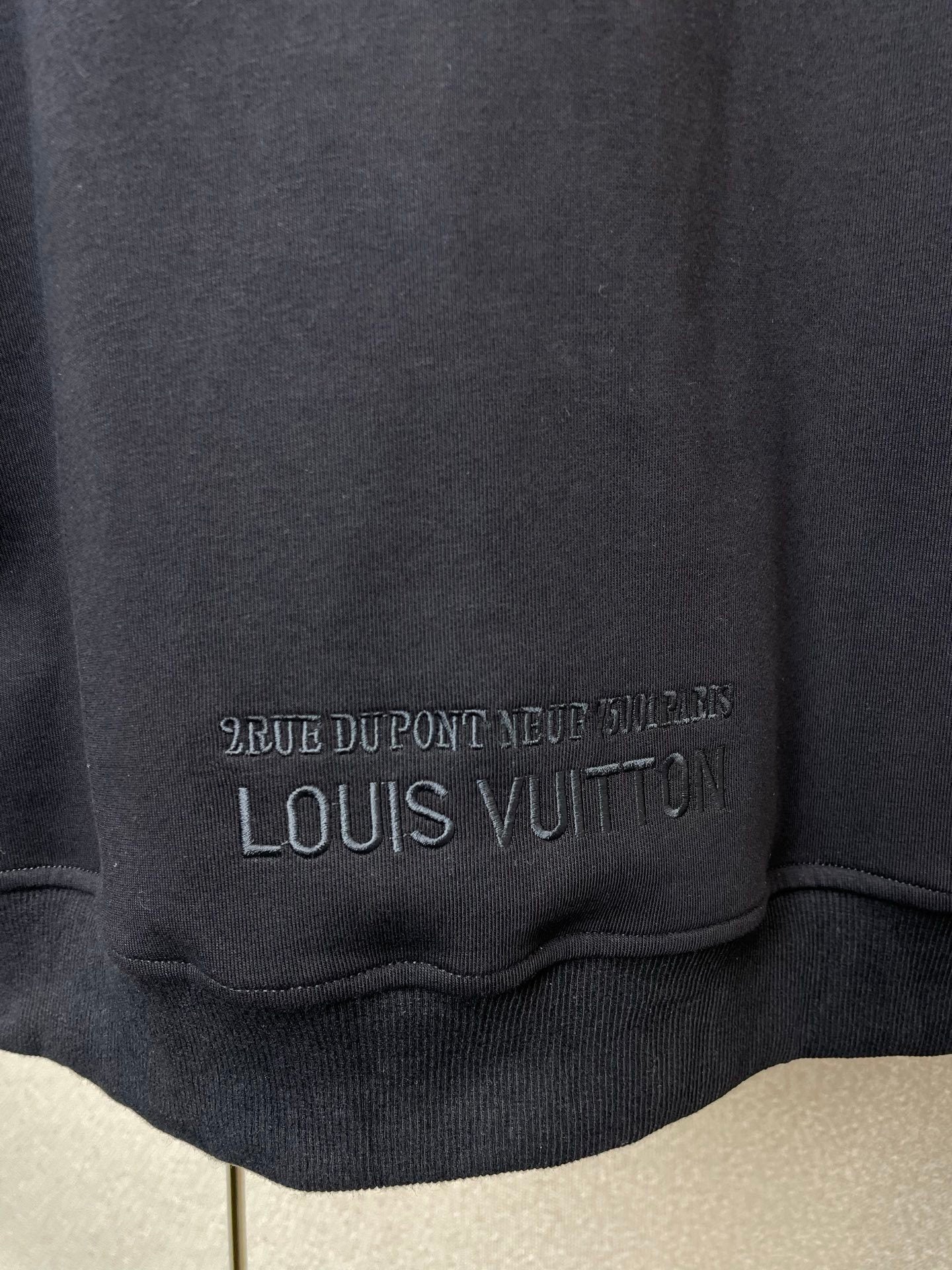 TWO-PIECE ZIP COLLAR SWEAT SET WITH CONTRAST DETAILS