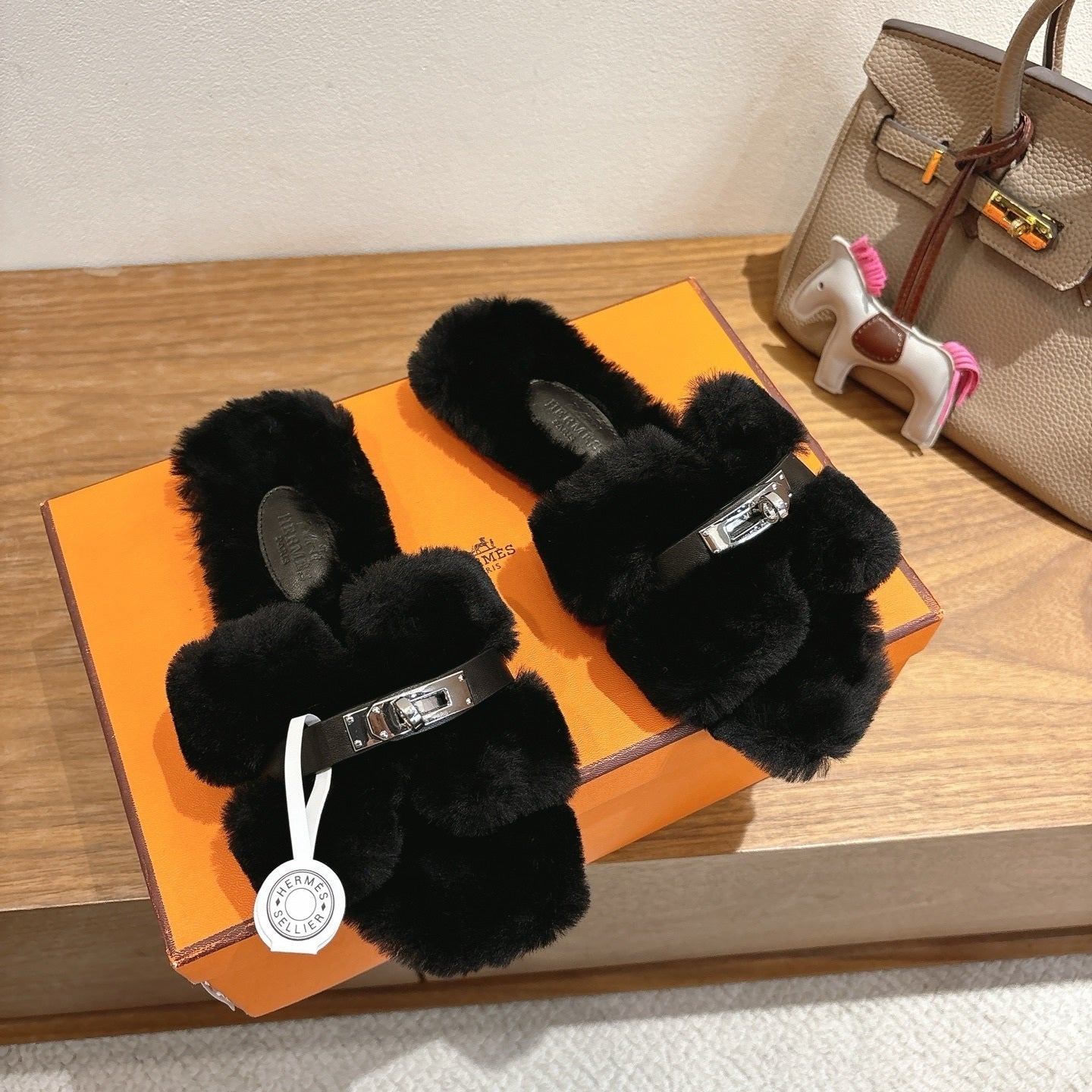 BLACK FAUX FUR MULE SLIPPERS WITH SILVER-TONE ACCENT