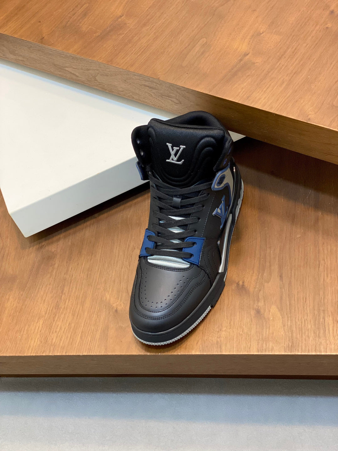 BLACK & GREY HIGH-TOP DESIGNER SNEAKERS WITH BLUE ACCENTS