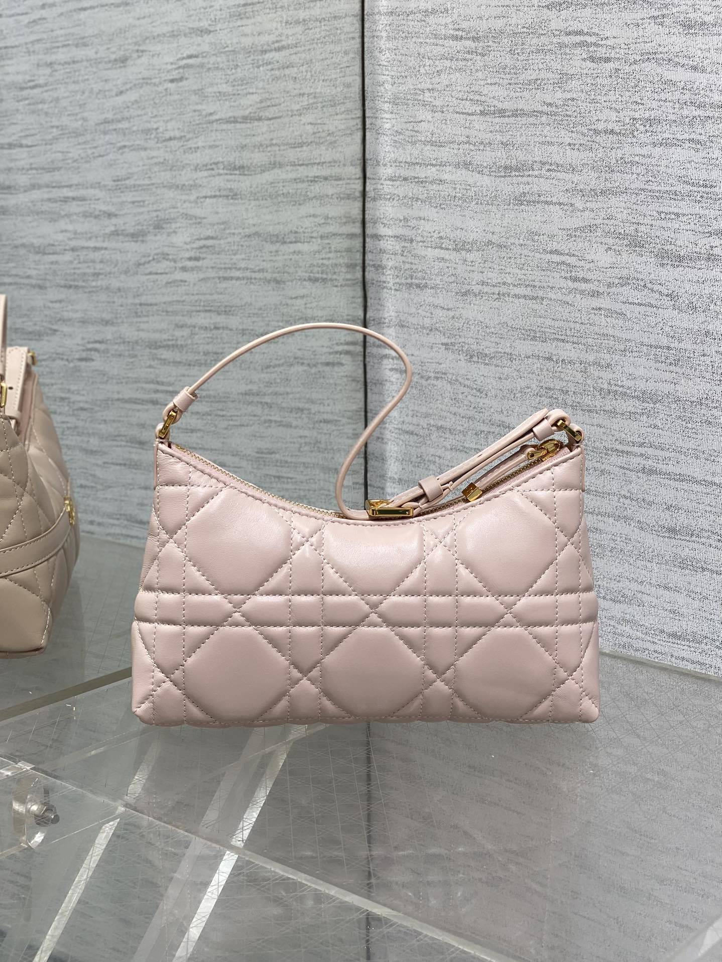 BLUSH QUILTED LEATHER TOP-HANDLE BAG