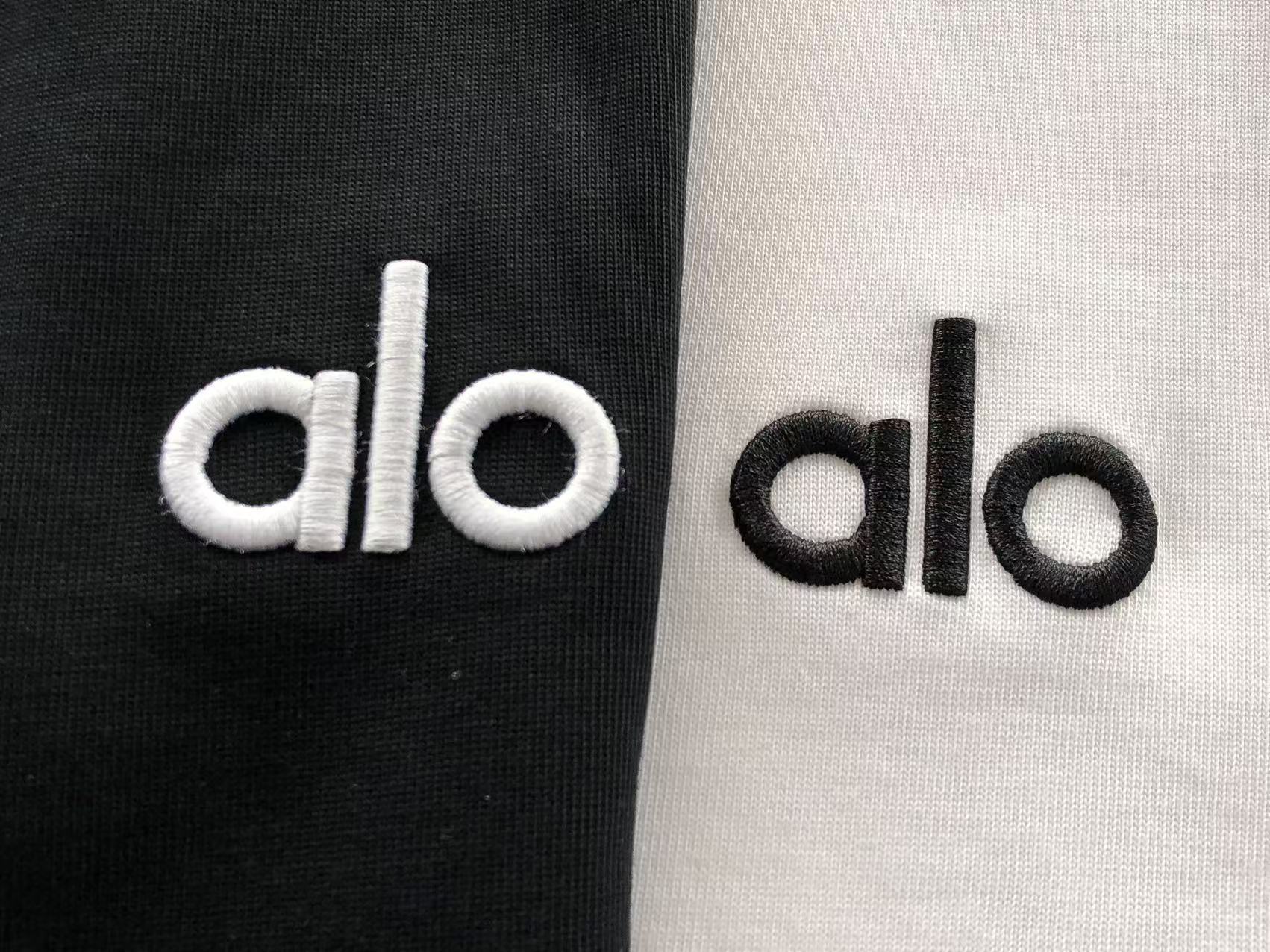 OVERSIZED GRAPHIC T-SHIRT