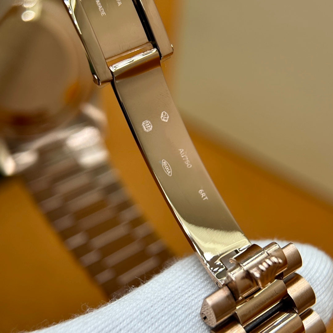 GOLD DAY-DATE CLASSIC WATCH