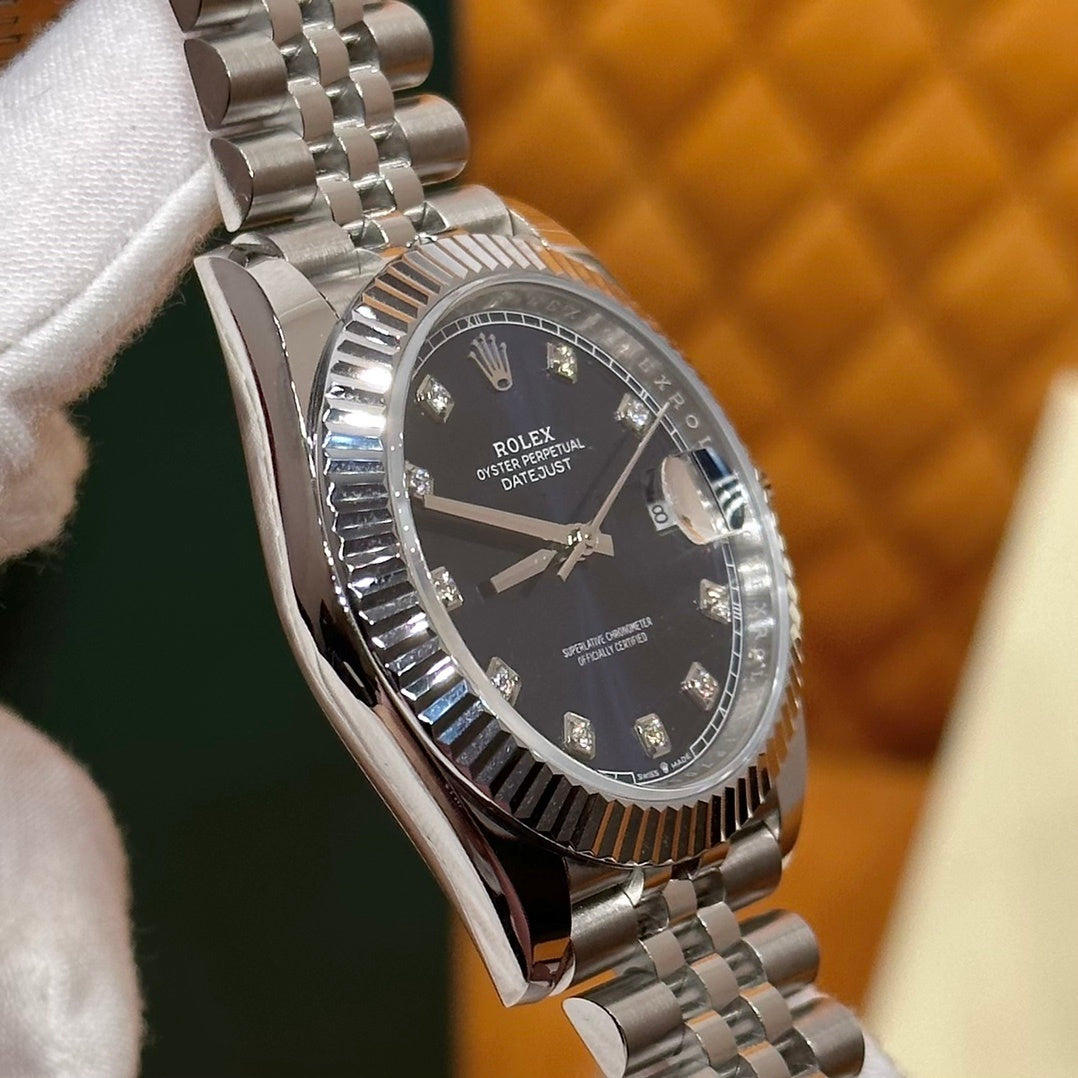 LUXURY BLUE DIAL DIAMOND WATCH