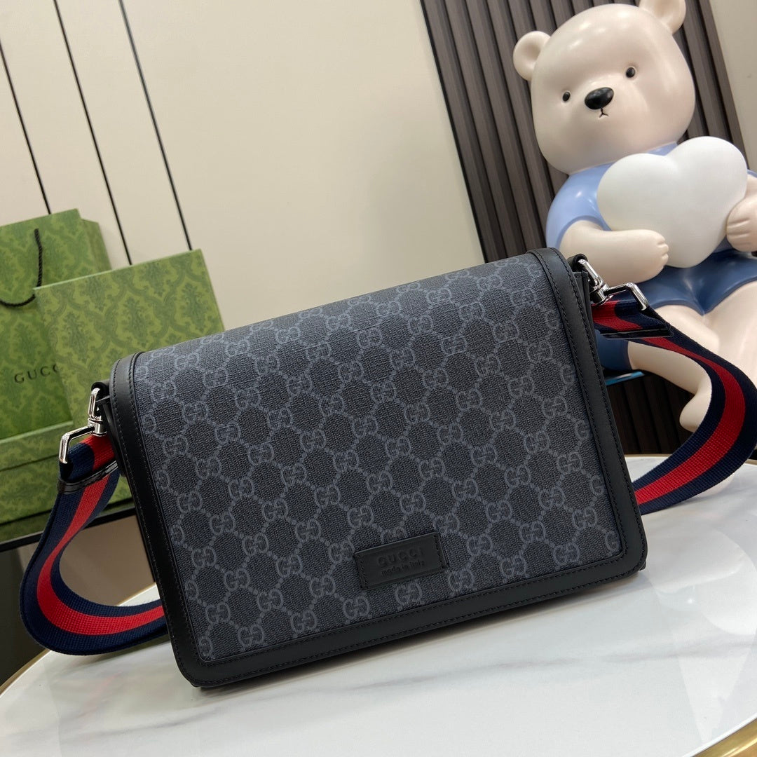 CLASSIC FLAP CROSSBODY BAG