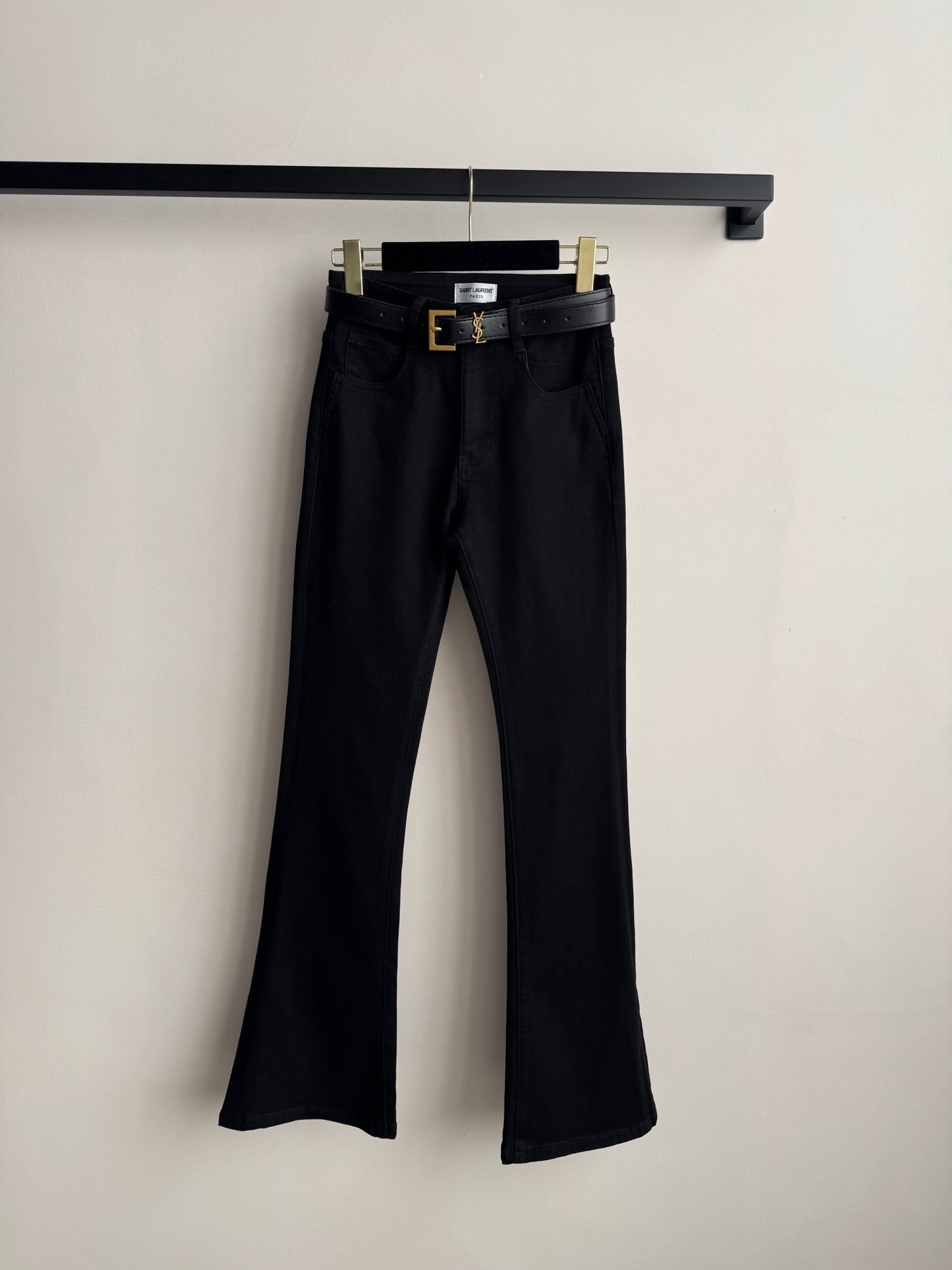 HIGH-WAIST FLARE KNIT PANTS