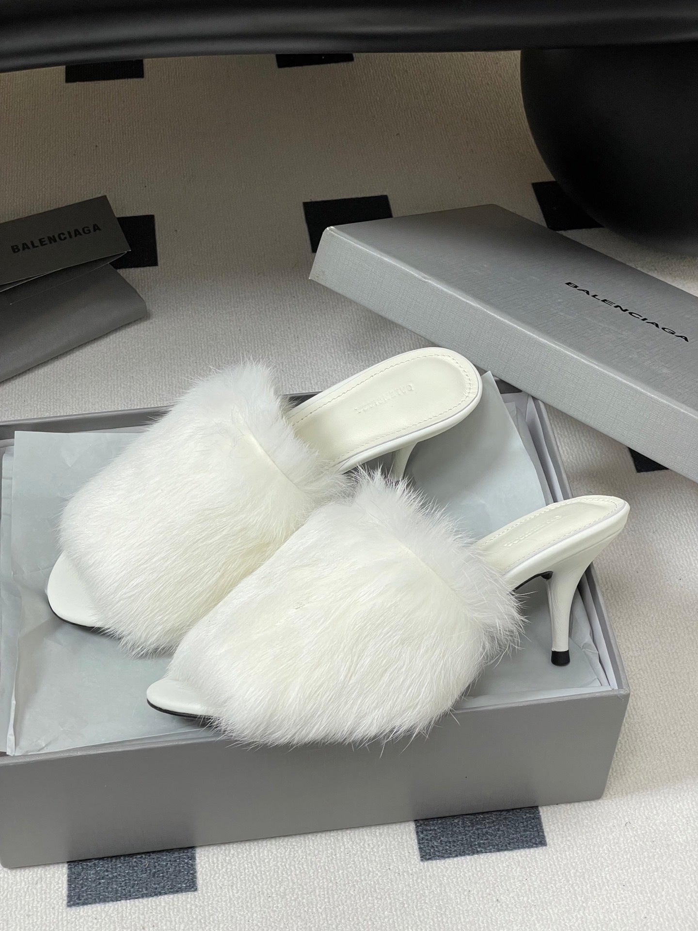 WHITE FUR STRAP MULE HEELS