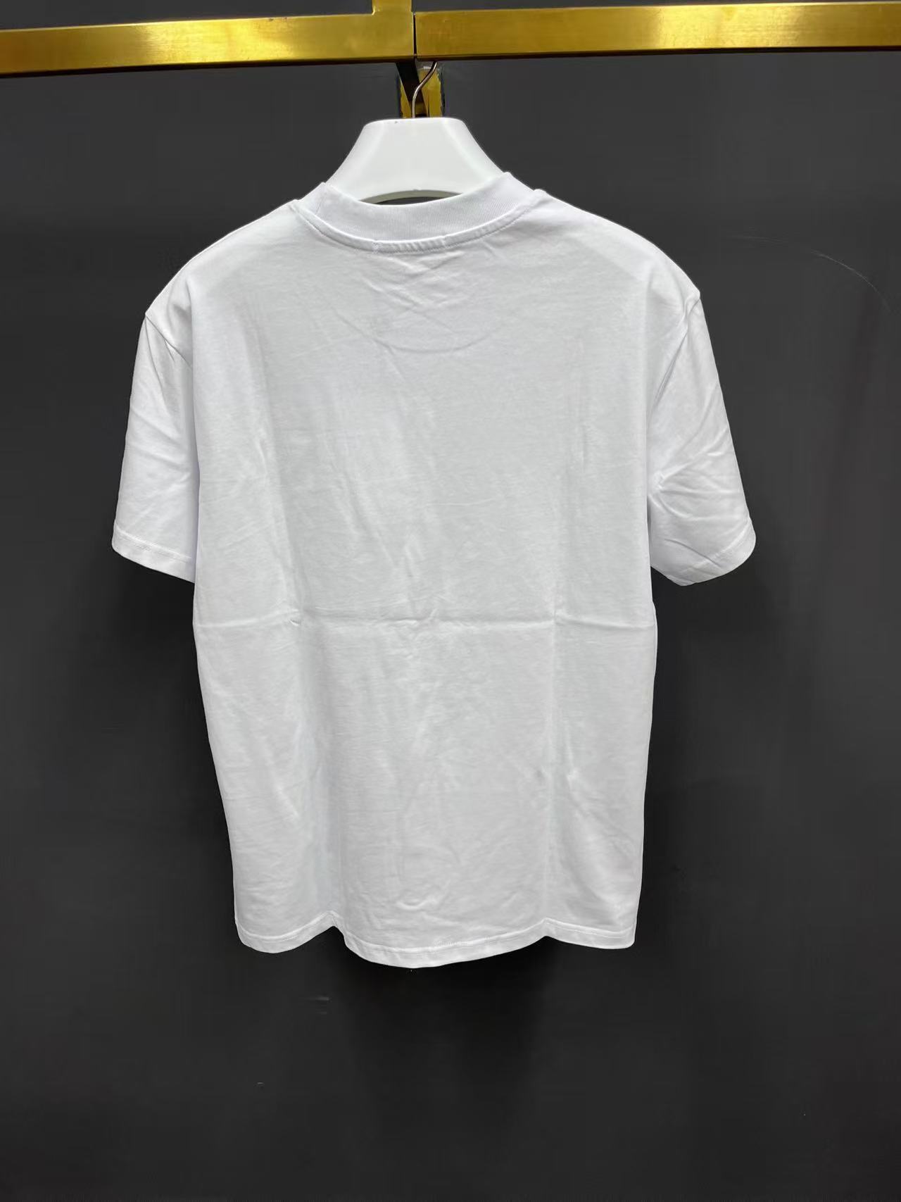 CLASSIC LOGO PATCH CREW NECK T-SHIRT