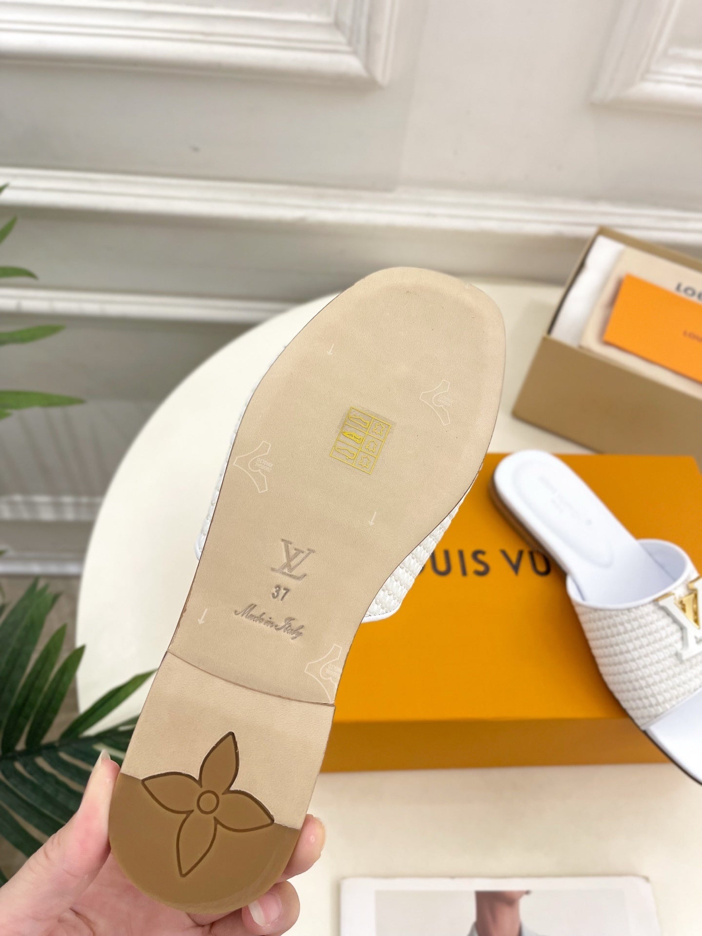 WOVEN STRAP MONOGRAM DETAIL SLIDE SANDALS – WHITE