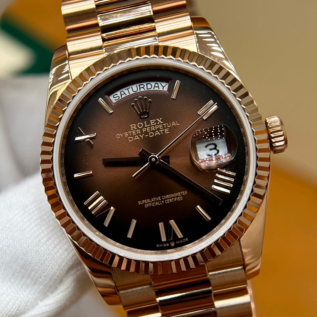 GOLD DAY-DATE CLASSIC WATCH