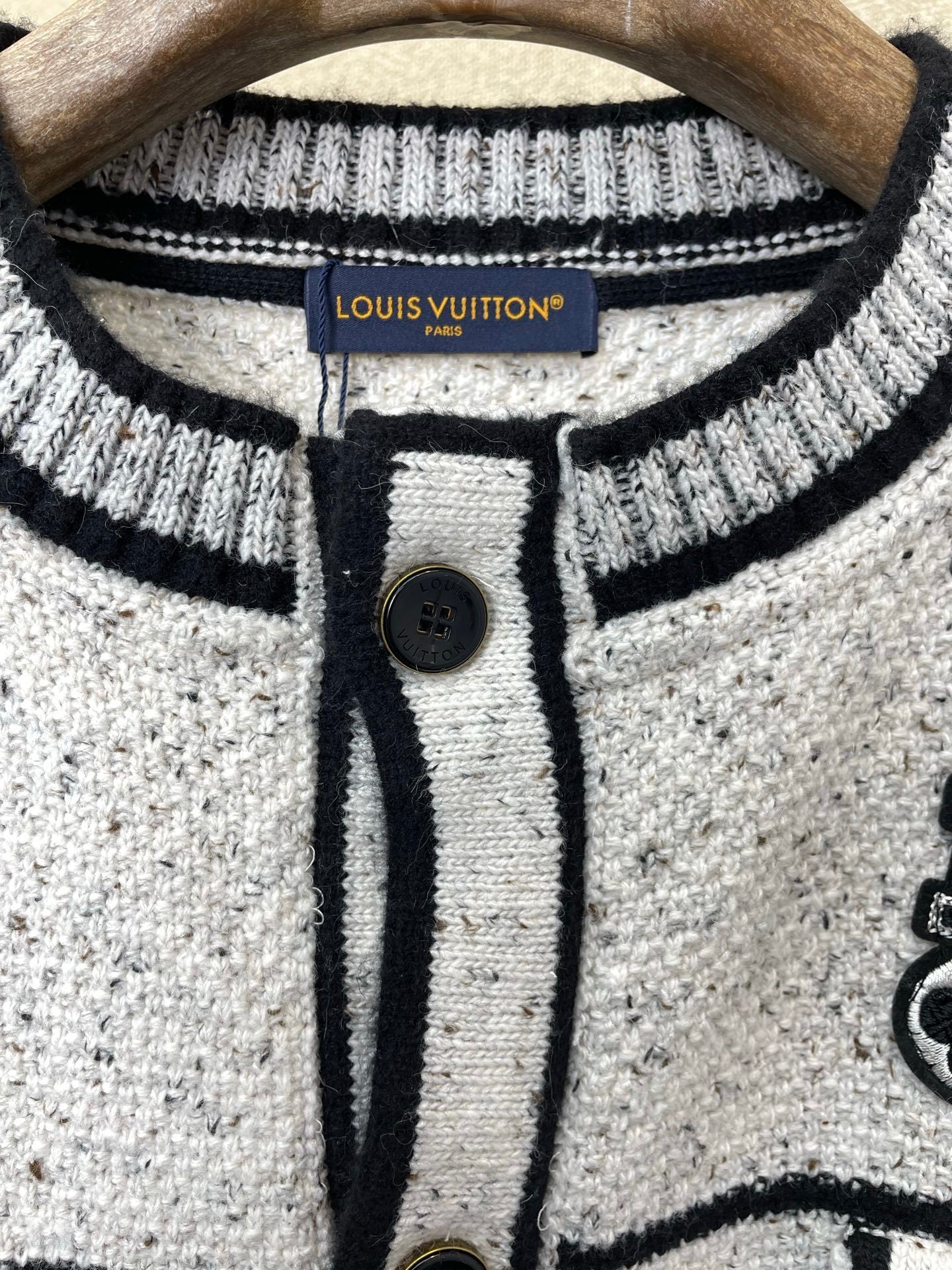 TEXTURED BUTTON-UP KNIT CARDIGAN WITH CONTRAST TRIM