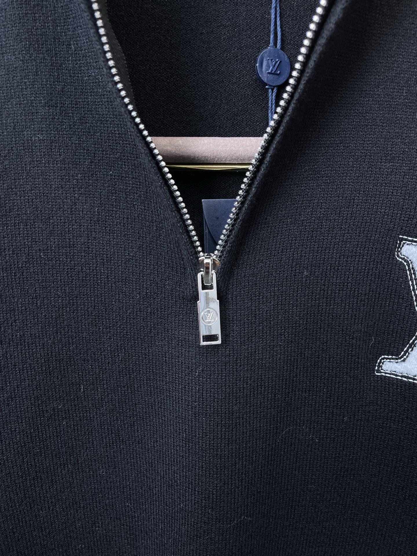 ZIP-NECK KNIT SWEATER