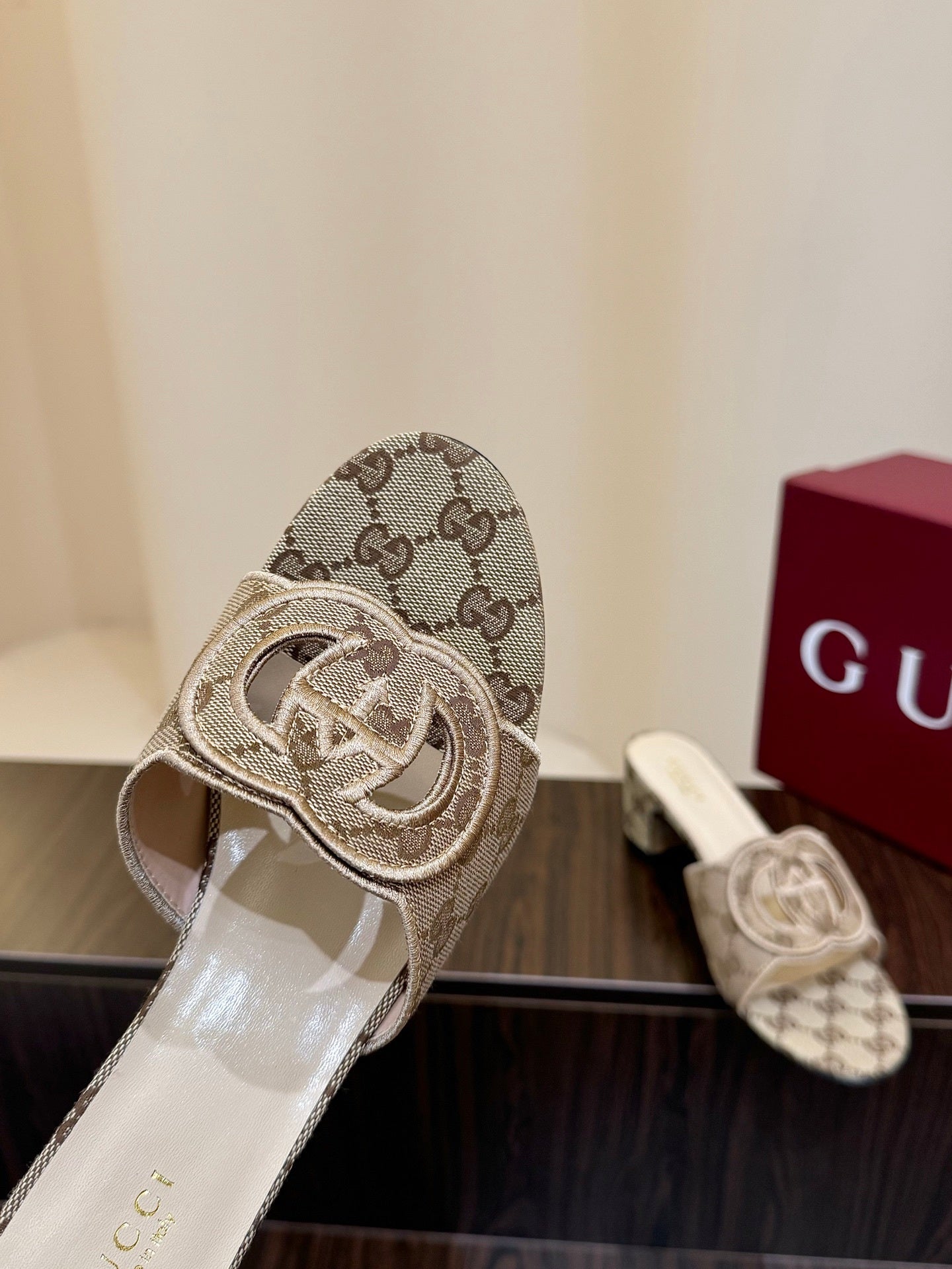 BEIGE MONOGRAM BLOCK HEEL MULES