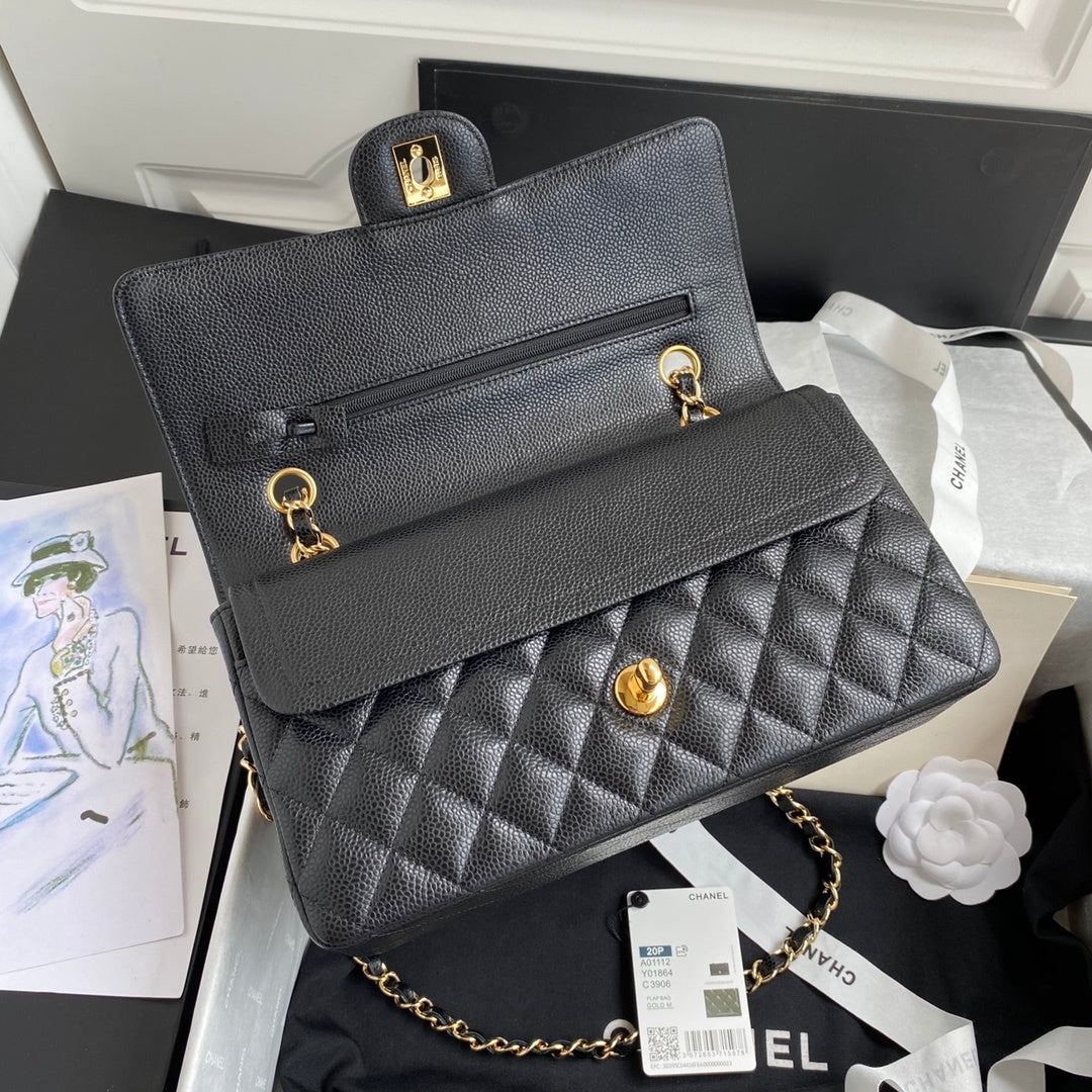 BLACK QUILTED FLAP