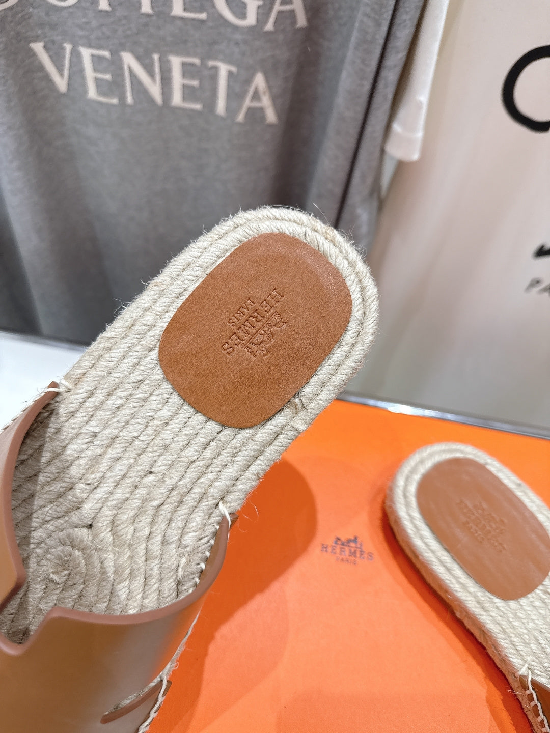 BROWN ESPADRILLE STYLE SLIDE SANDALS