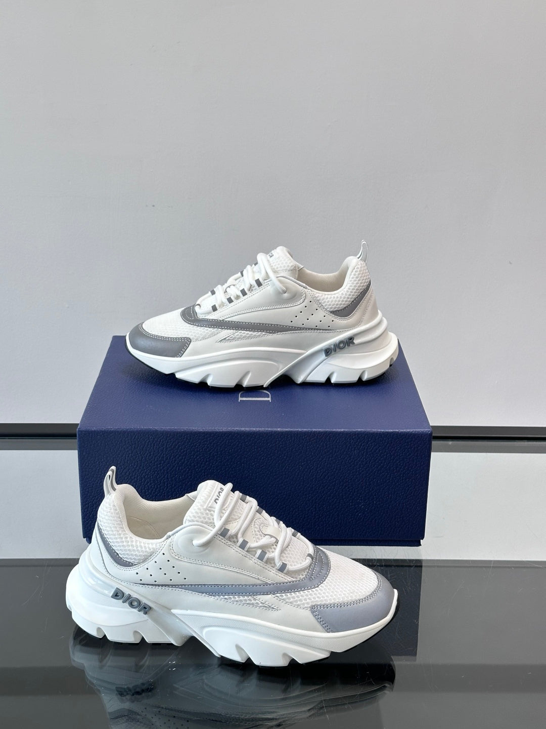 WHITE & GREY DESIGNER CHUNKY RUNNER SNEAKERS