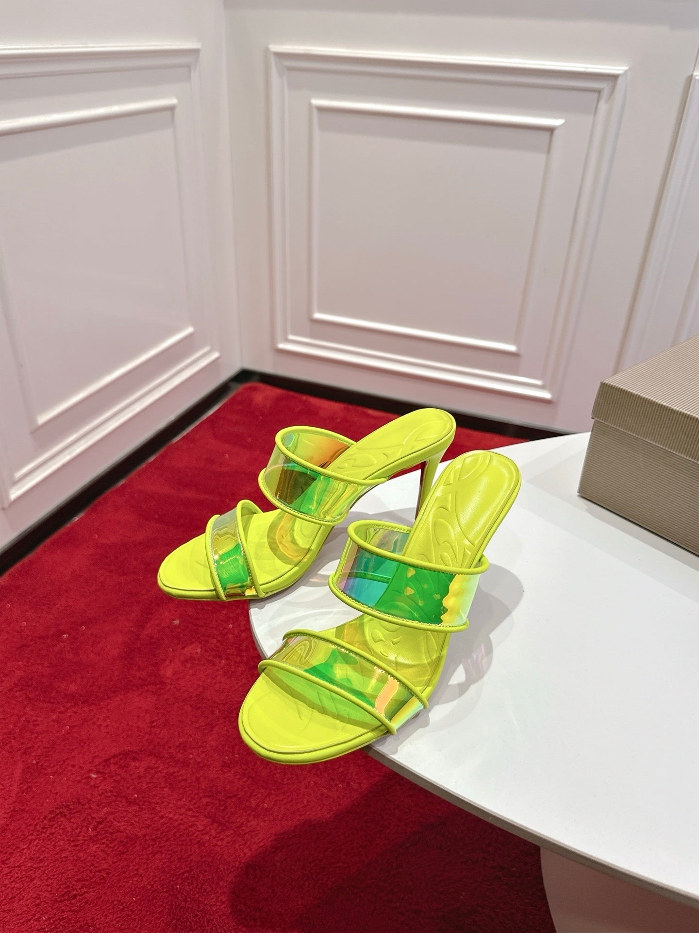 NEON YELLOW TRANSPARENT STRAP MULE HEELS