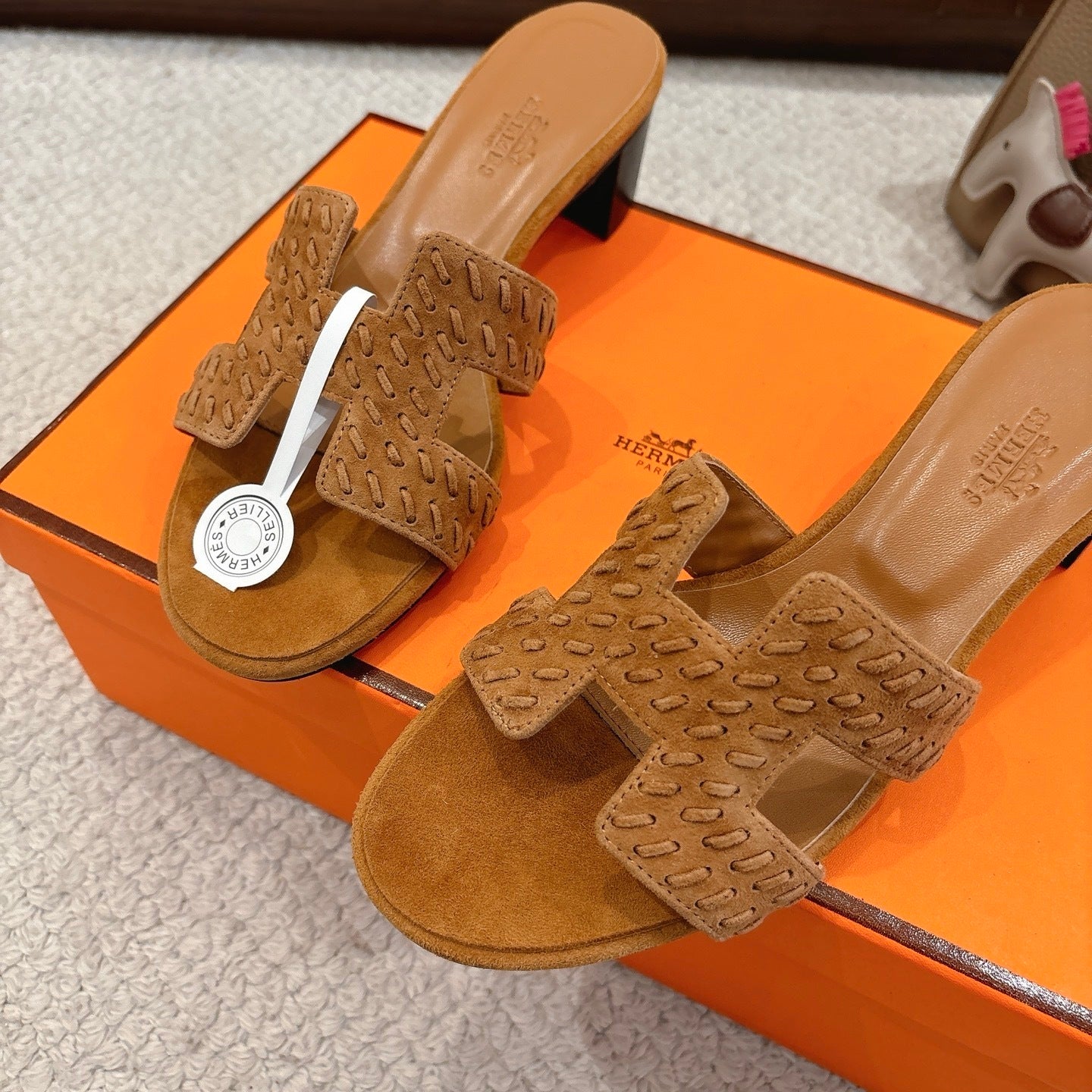 TAN SUEDE HEELED SLIDE SANDALS