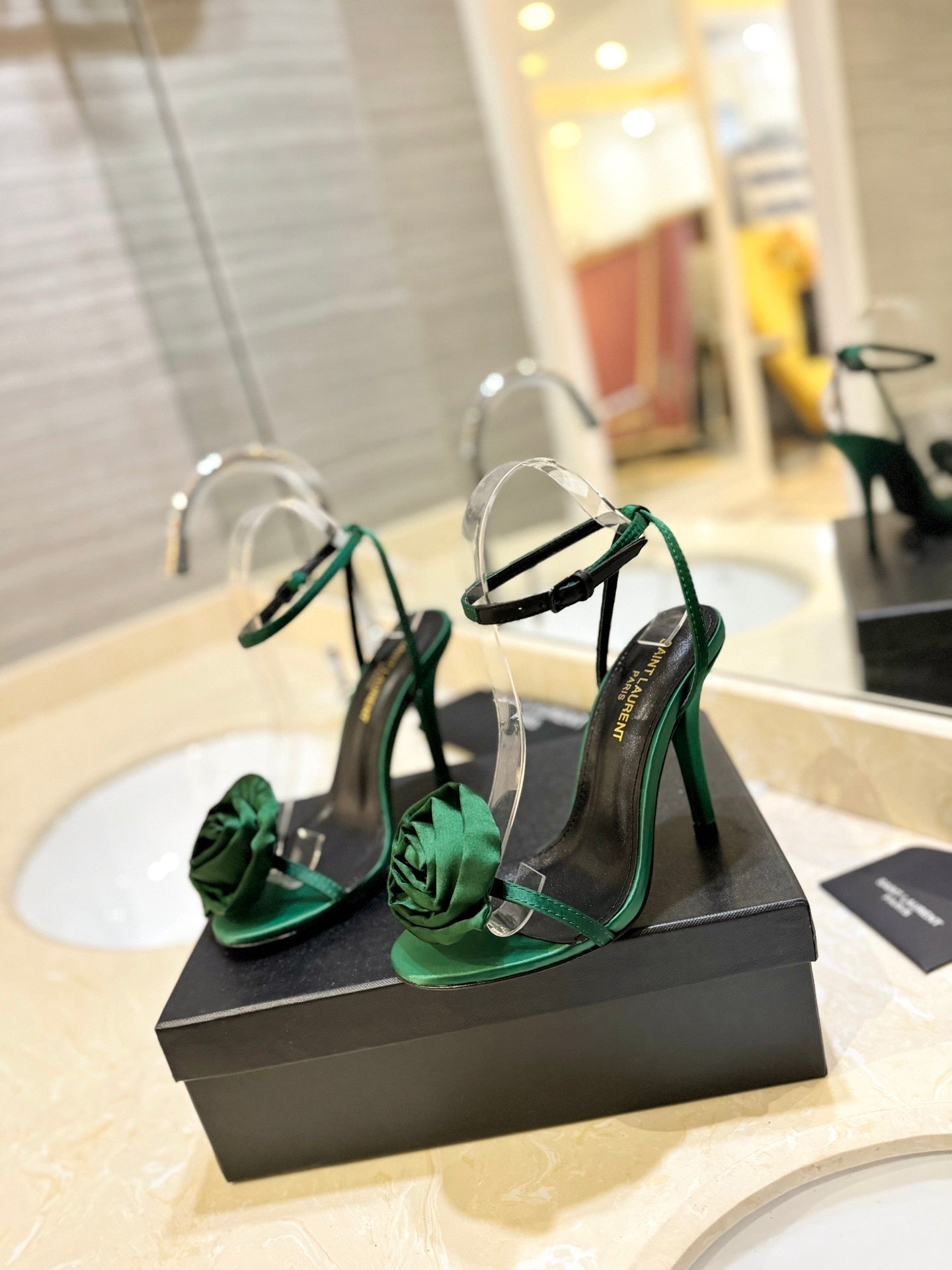 GREEN ROSE DETAIL HIGH HEEL SANDALS