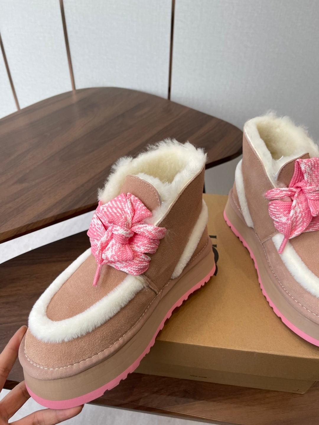 COZY PLATFORM ANKLE BOOTS – PINK