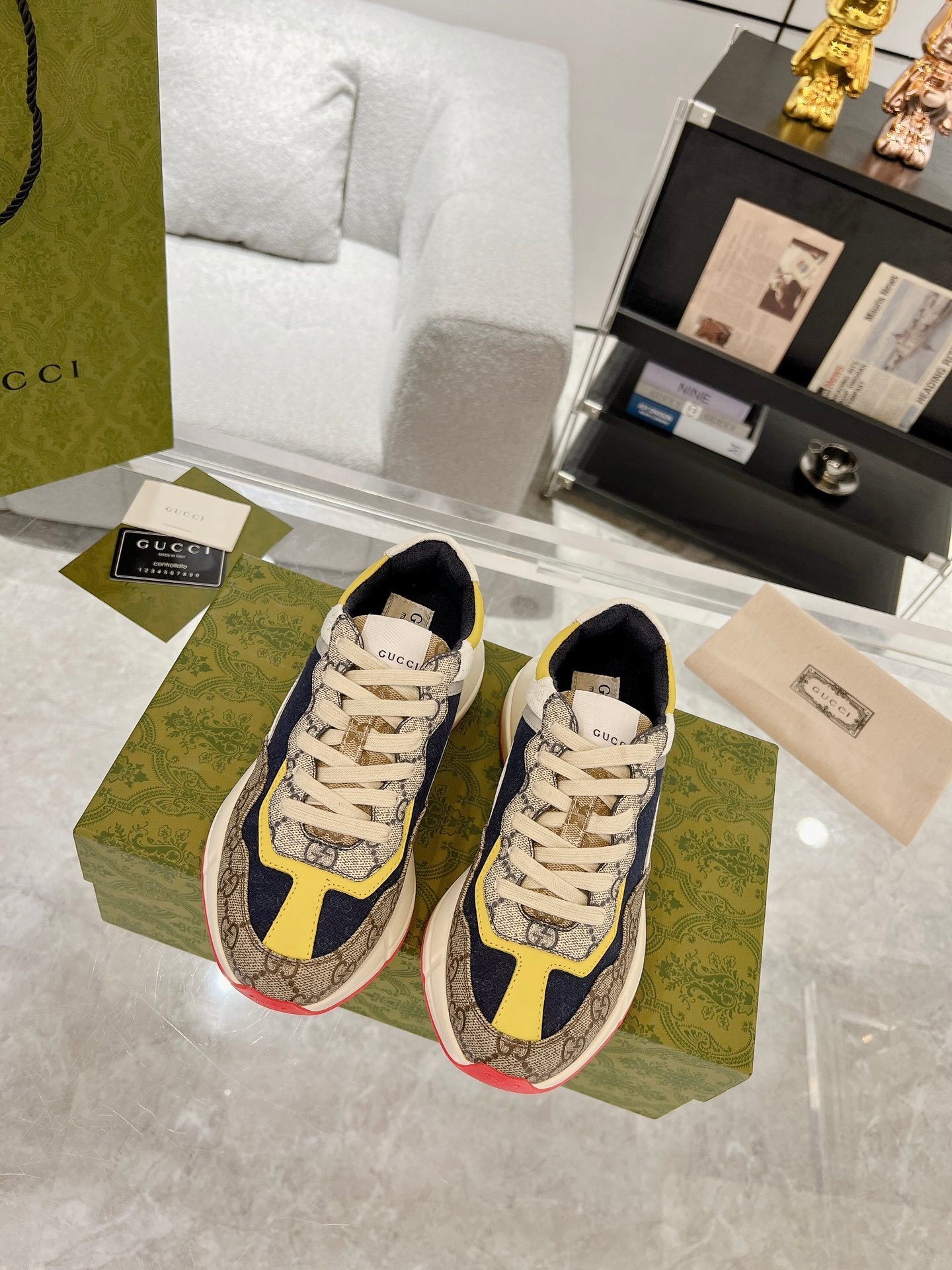 BEIGE NAVY MULTICOLOR SNEAKERS