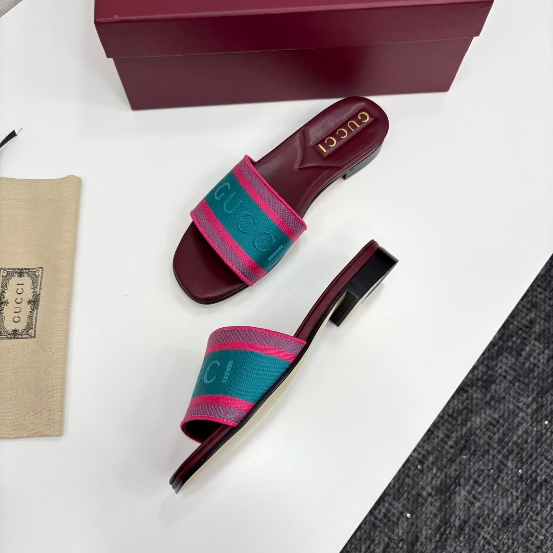 BURGUNDY MULTICOLOR LOGO WEB SLIDE SANDALS