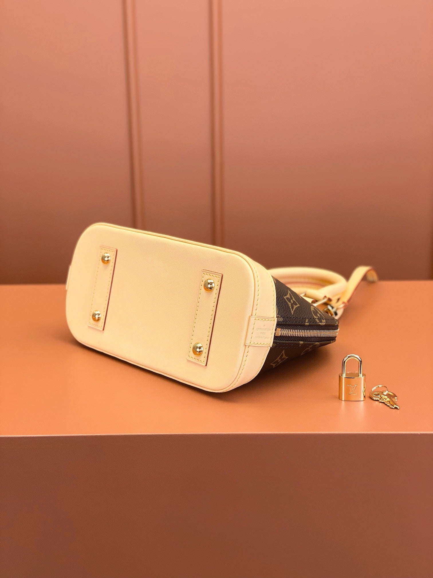 MONOGRAM ALMA MINI