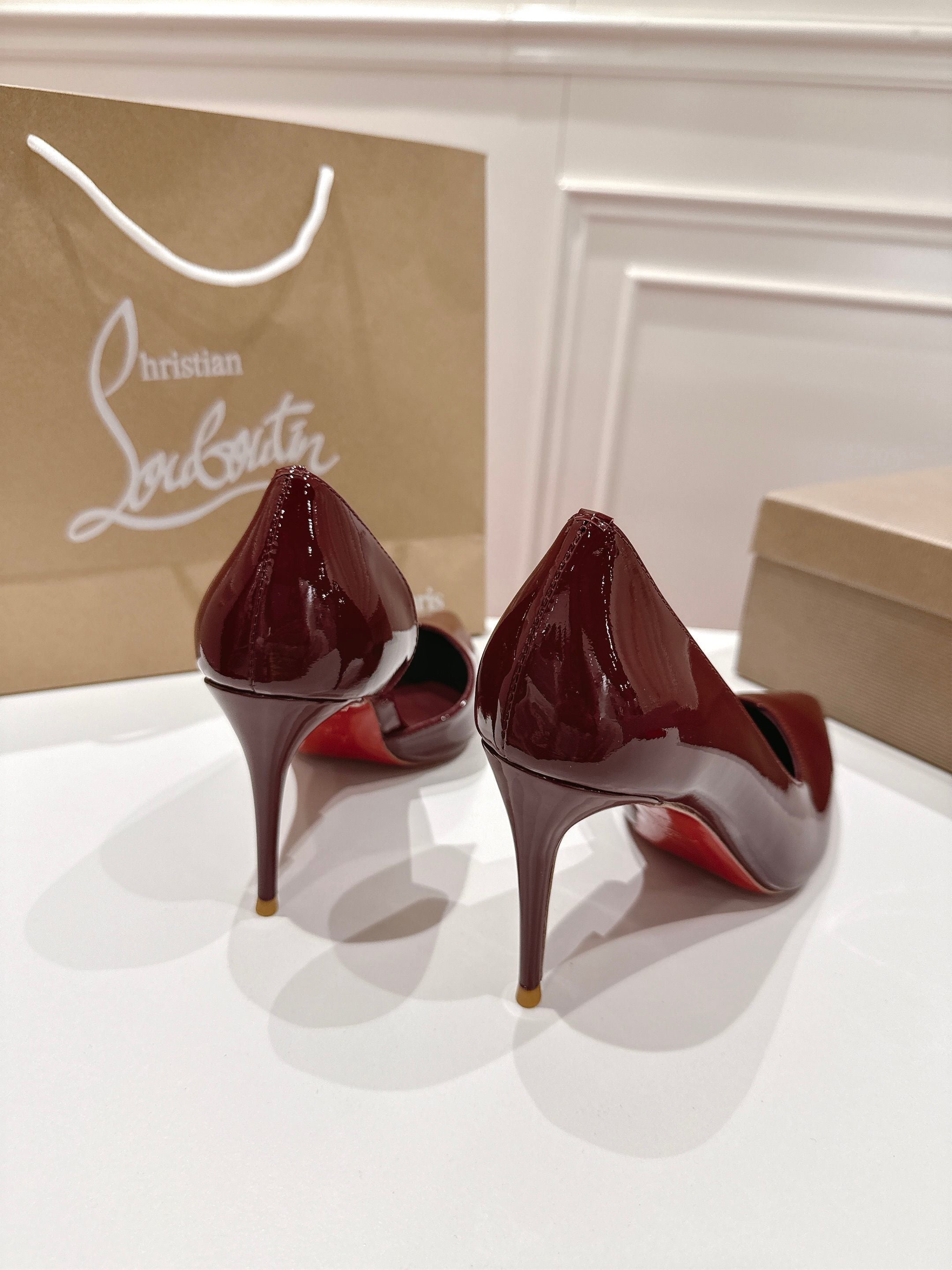 BURGUNDY PATENT POINTED-TOE CLASSIC PUMPS