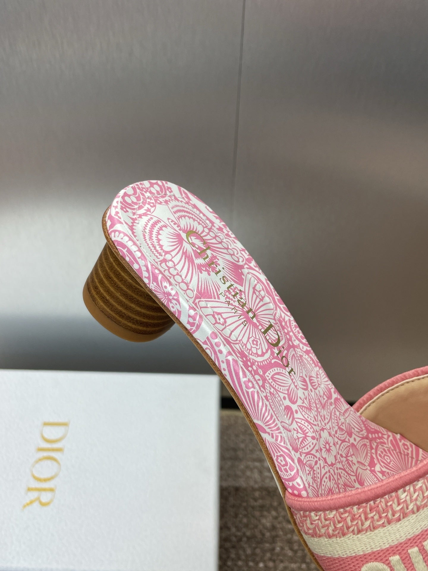 LOGO JACQUARD MID-HEEL MULES – PINK TOILE