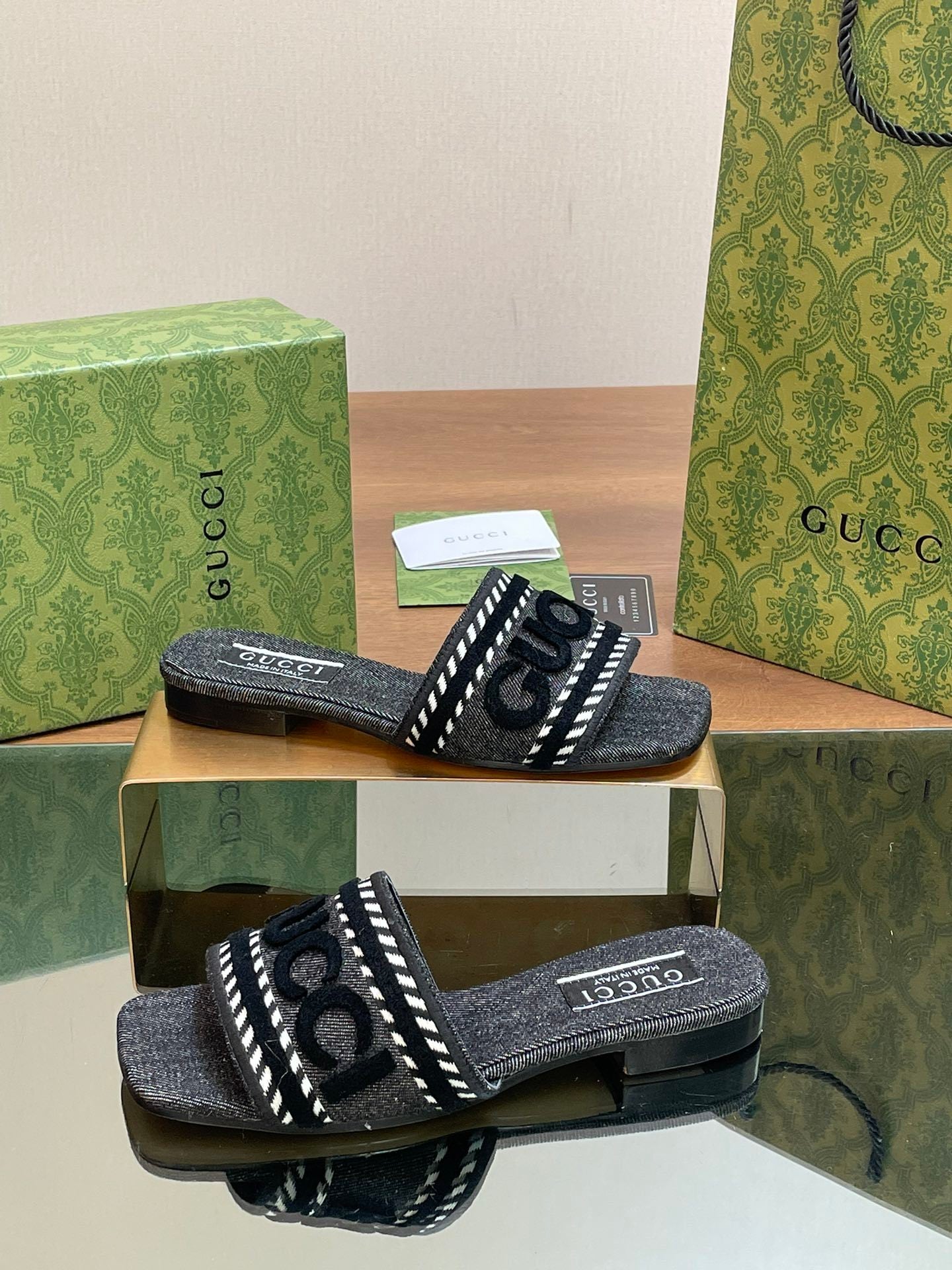 EMBROIDERED DENIM FLAT SLIDE SANDALS – BLACK