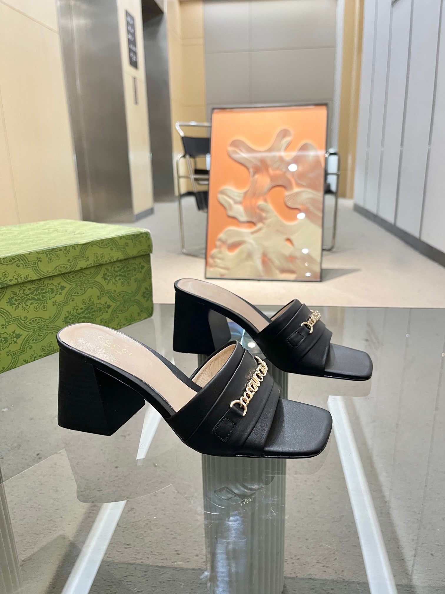 BLACK GOLD CHAIN BLOCK HEEL MULES
