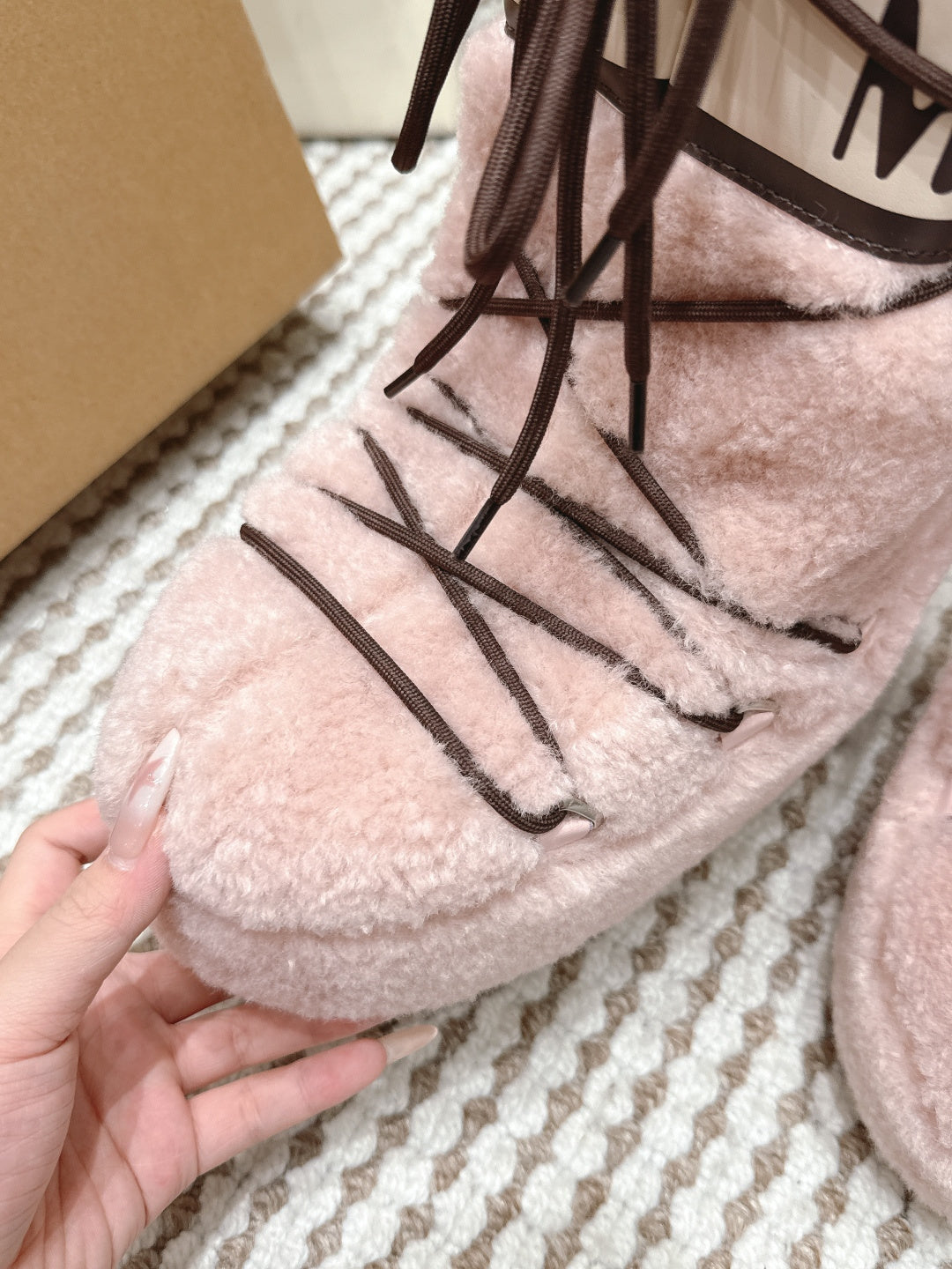 PINK FAUX FUR LINED WINTER BOOTS