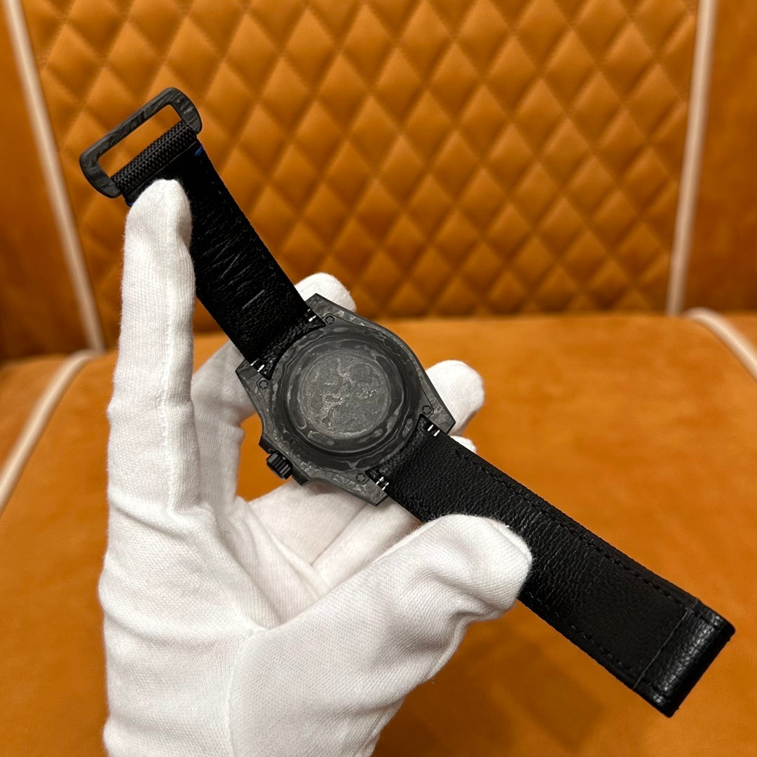LUXURY SPORT WATCH WITH PREMIUM BOX SET