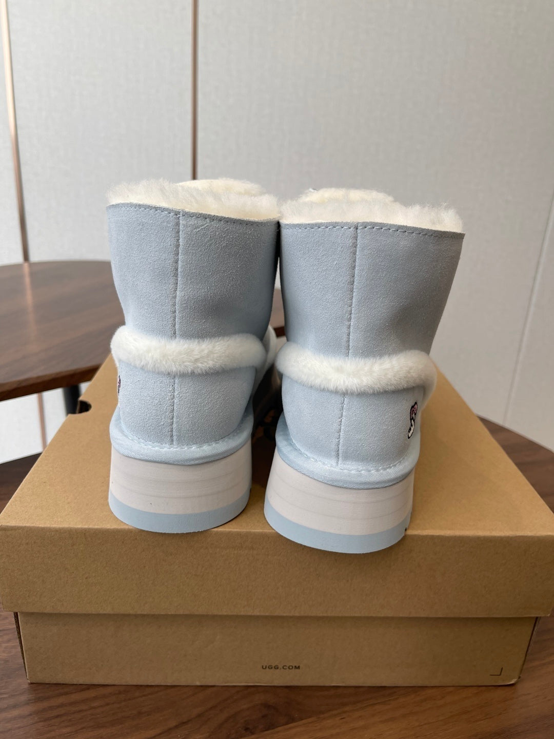 COZY PLATFORM BOOTS – ICE BLUE