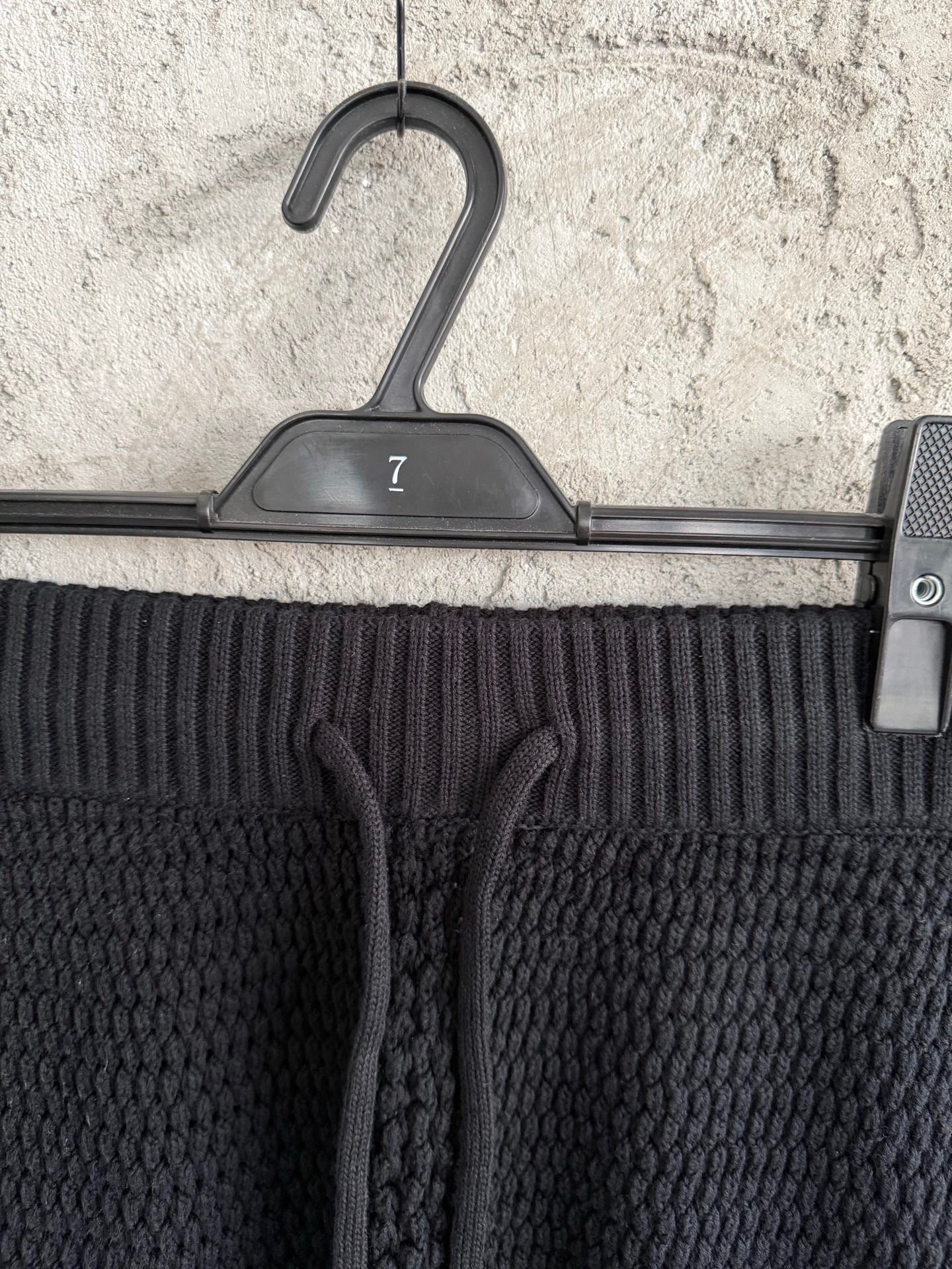 STRIPED TEXTURED KNIT SHORT SET