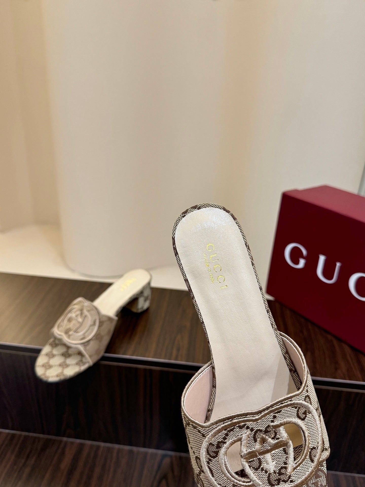 BEIGE MONOGRAM BLOCK HEEL MULES