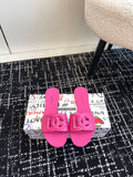 PINK LOGO RUBBER SLIDES