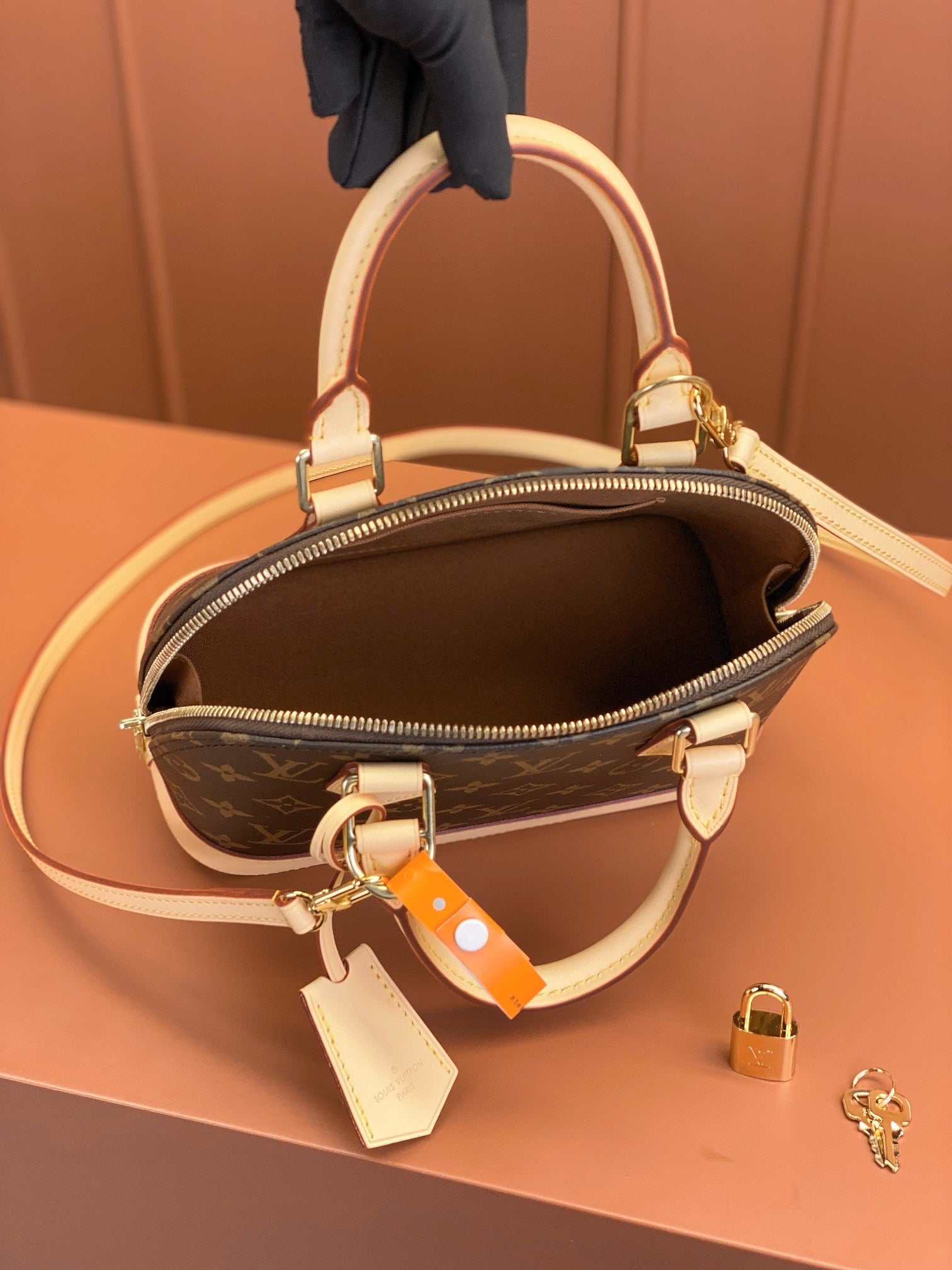 MONOGRAM ALMA MINI