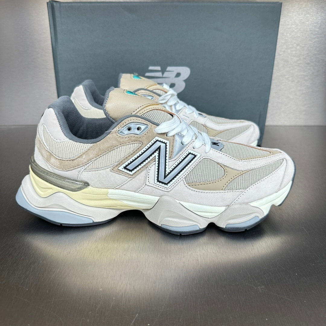 RETRO-INSPIRED COMFORT SNEAKERS WITH LAYERED DESIGN