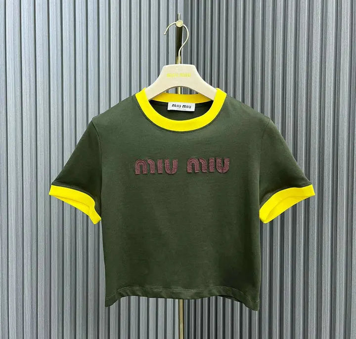 CONTRAST TRIM LOGO CROPPED T-SHIRT