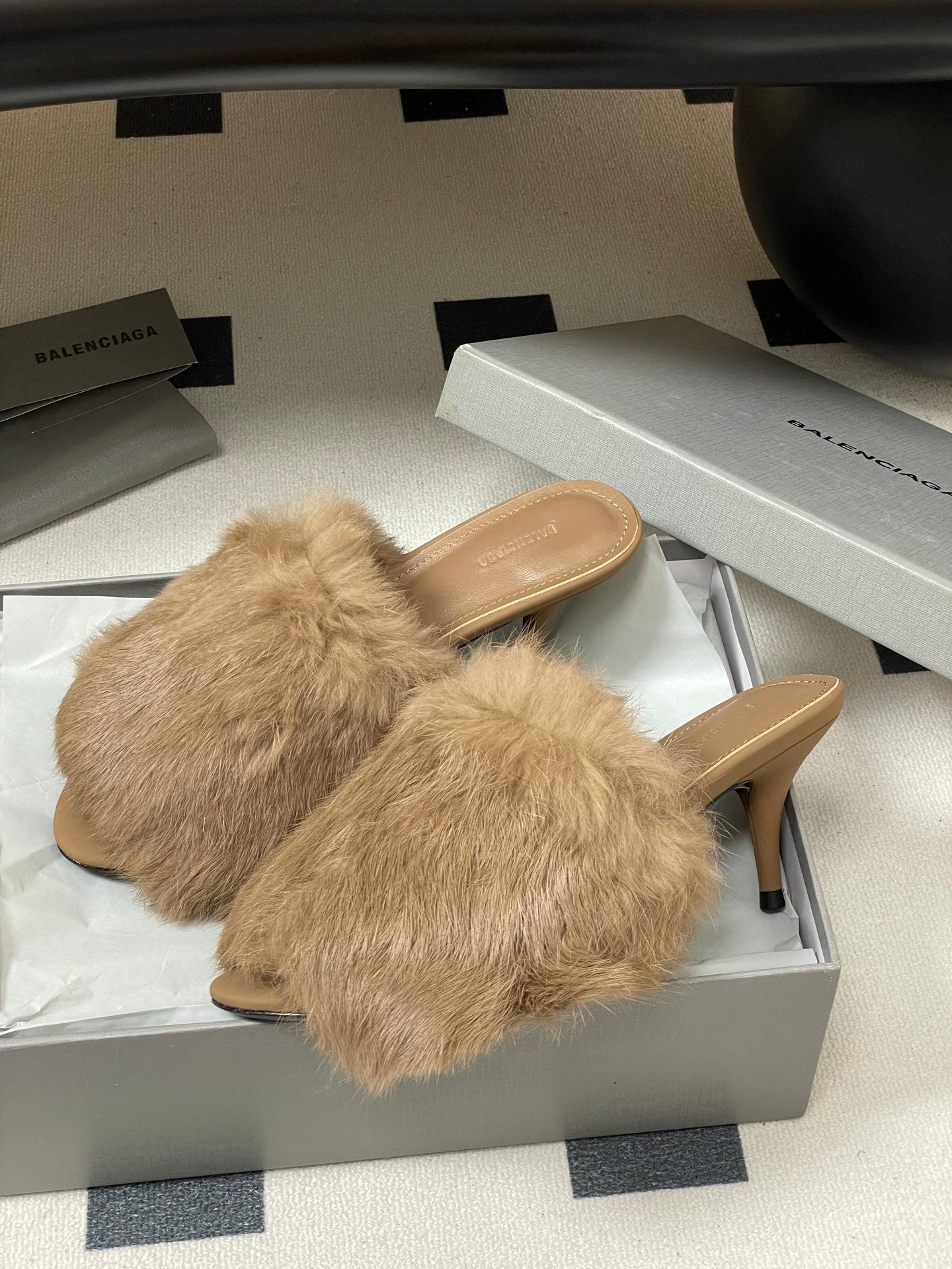 BEIGE FUR STRAP MULE HEELS