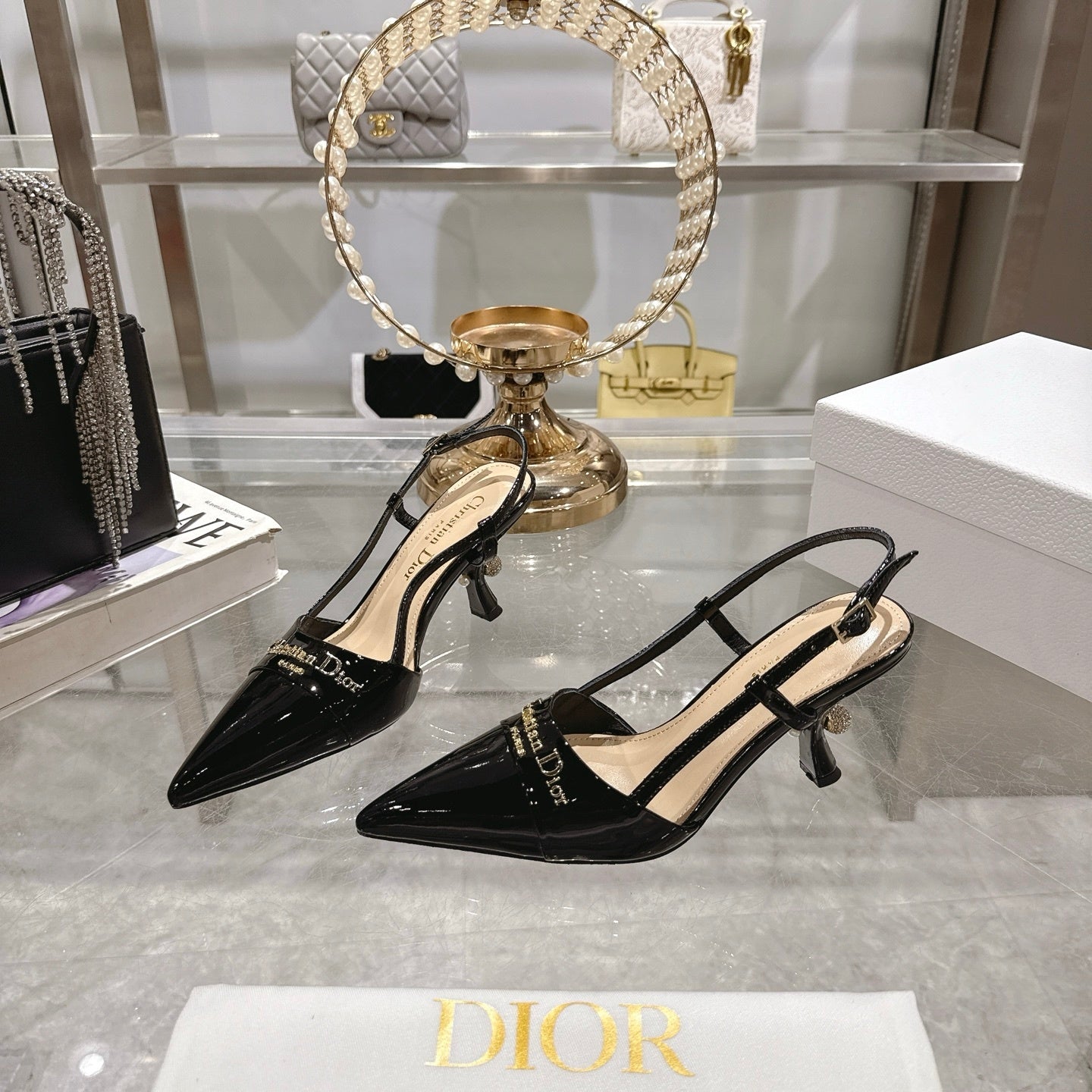 PATENT SLINGBACK KITTEN HEELS – BLACK
