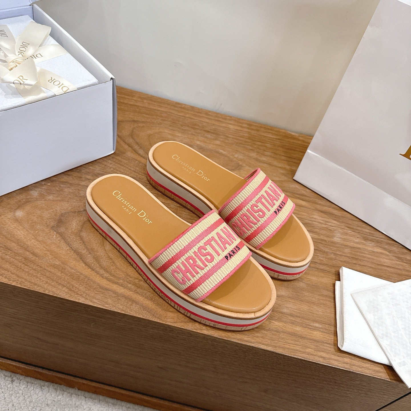 PINK LOGO STRAP PLATFORM SLIDE SANDALS
