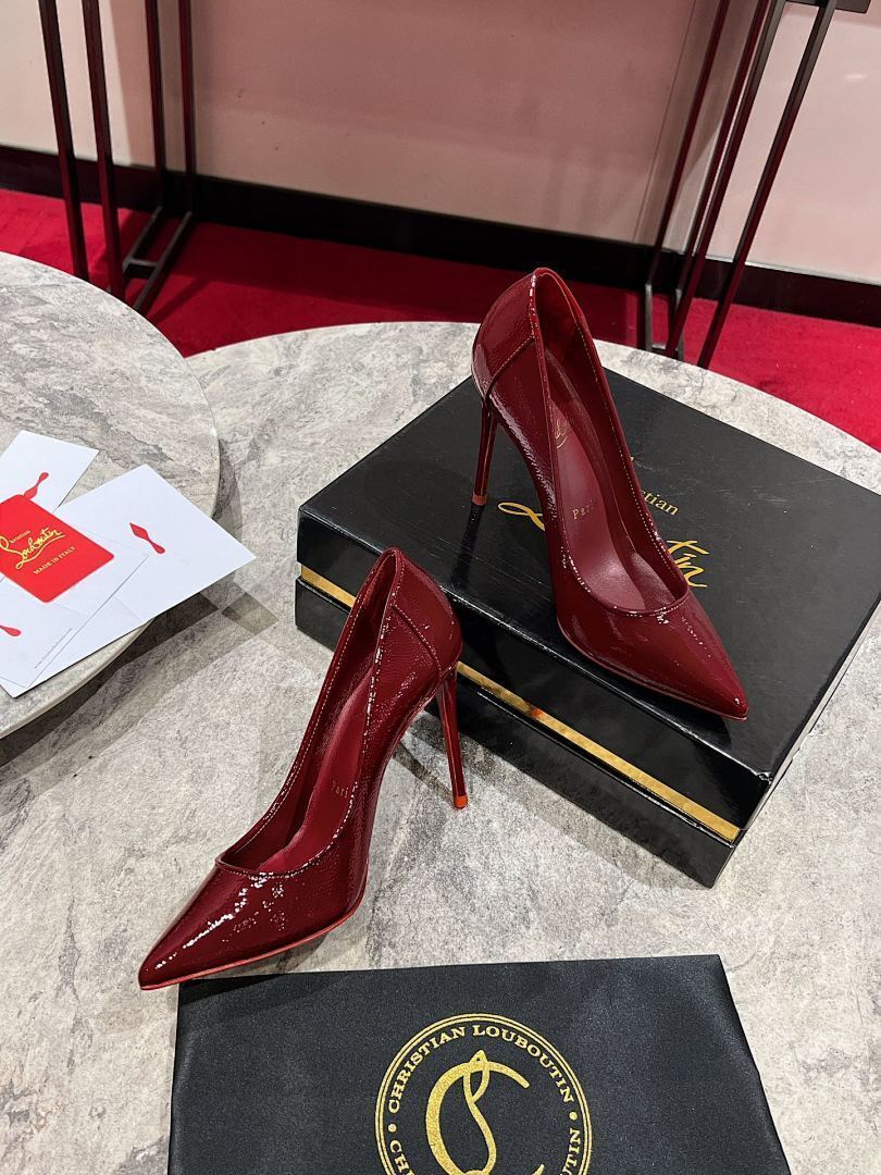 RED PATENT POINTED-TOE PUMPS