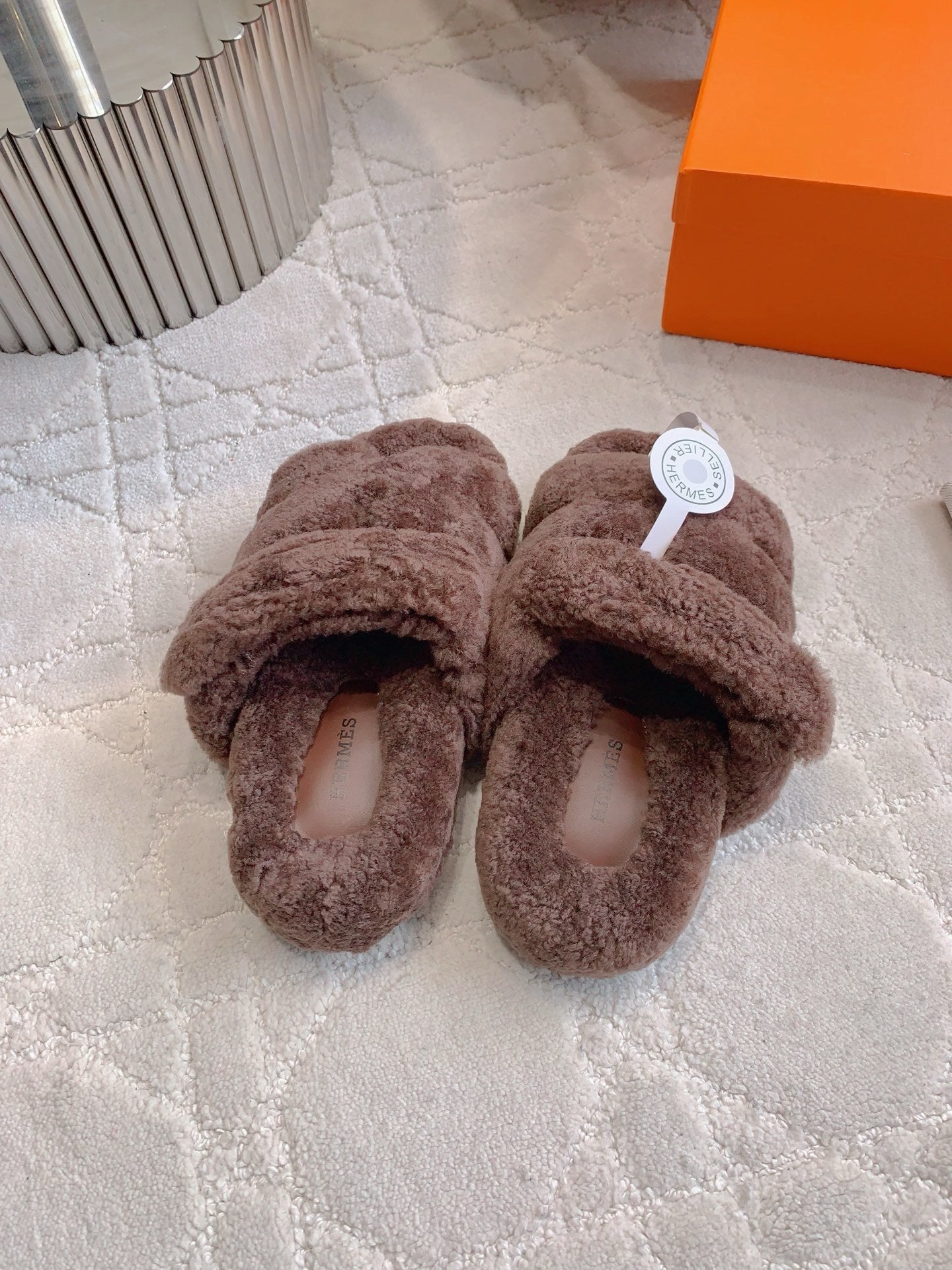 PLUSH BROWN LOUNGE SLIDES WITH ULTRA SOFT FINISH