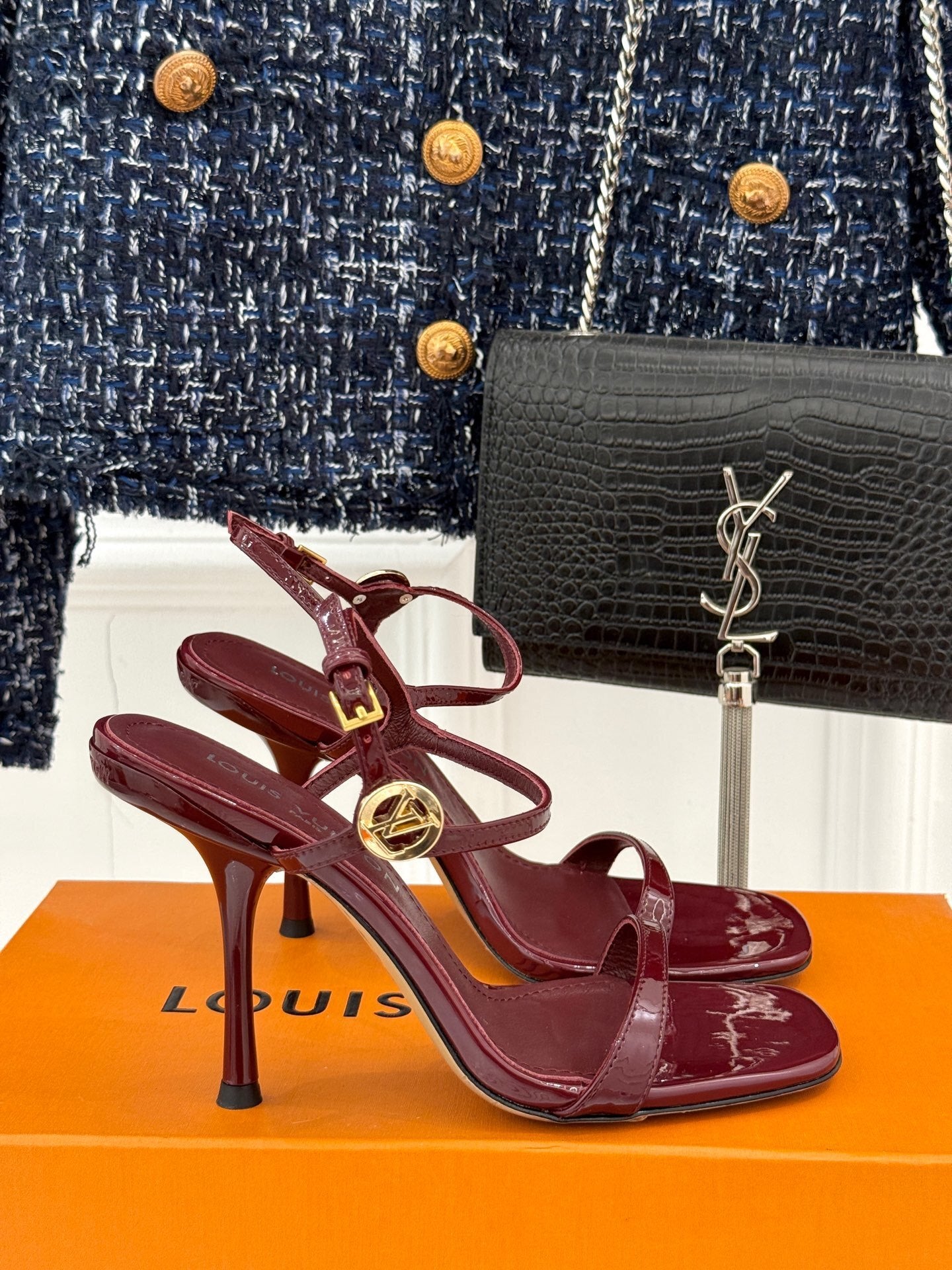 BURGUNDY PATENT LEATHER LOGO STRAP HEEL SANDALS