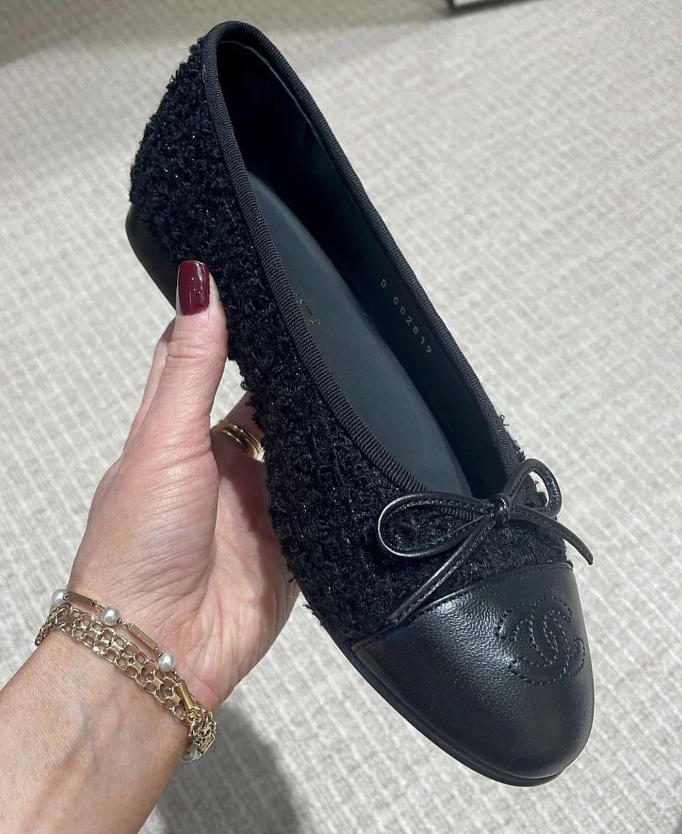 CLASSIC BLACK QUILTED BALLET FLATS