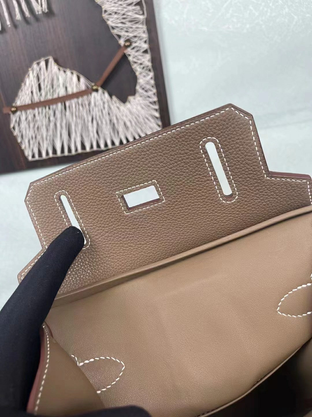 TAUPE KELLY CROSSBODY